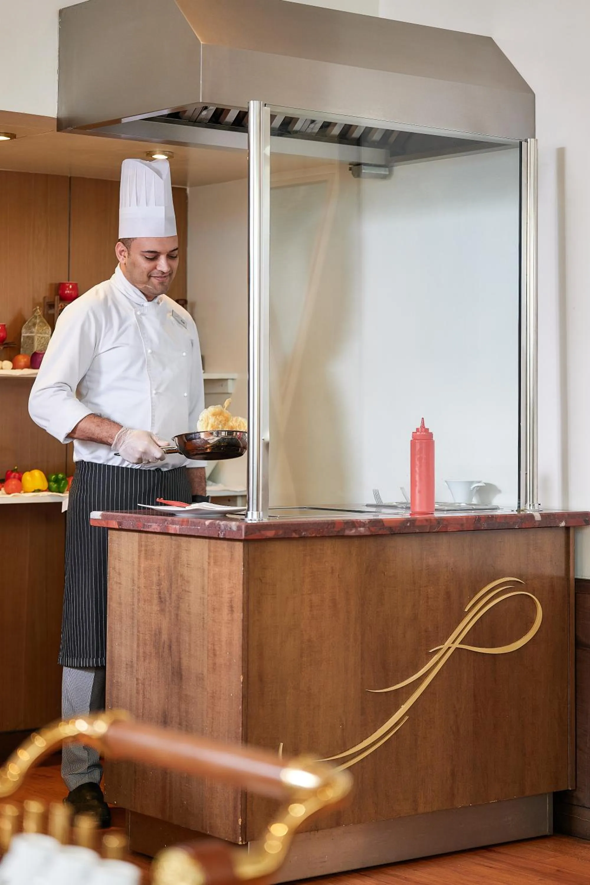 Restaurant/places to eat in City Premiere Marina Hotel Apartments