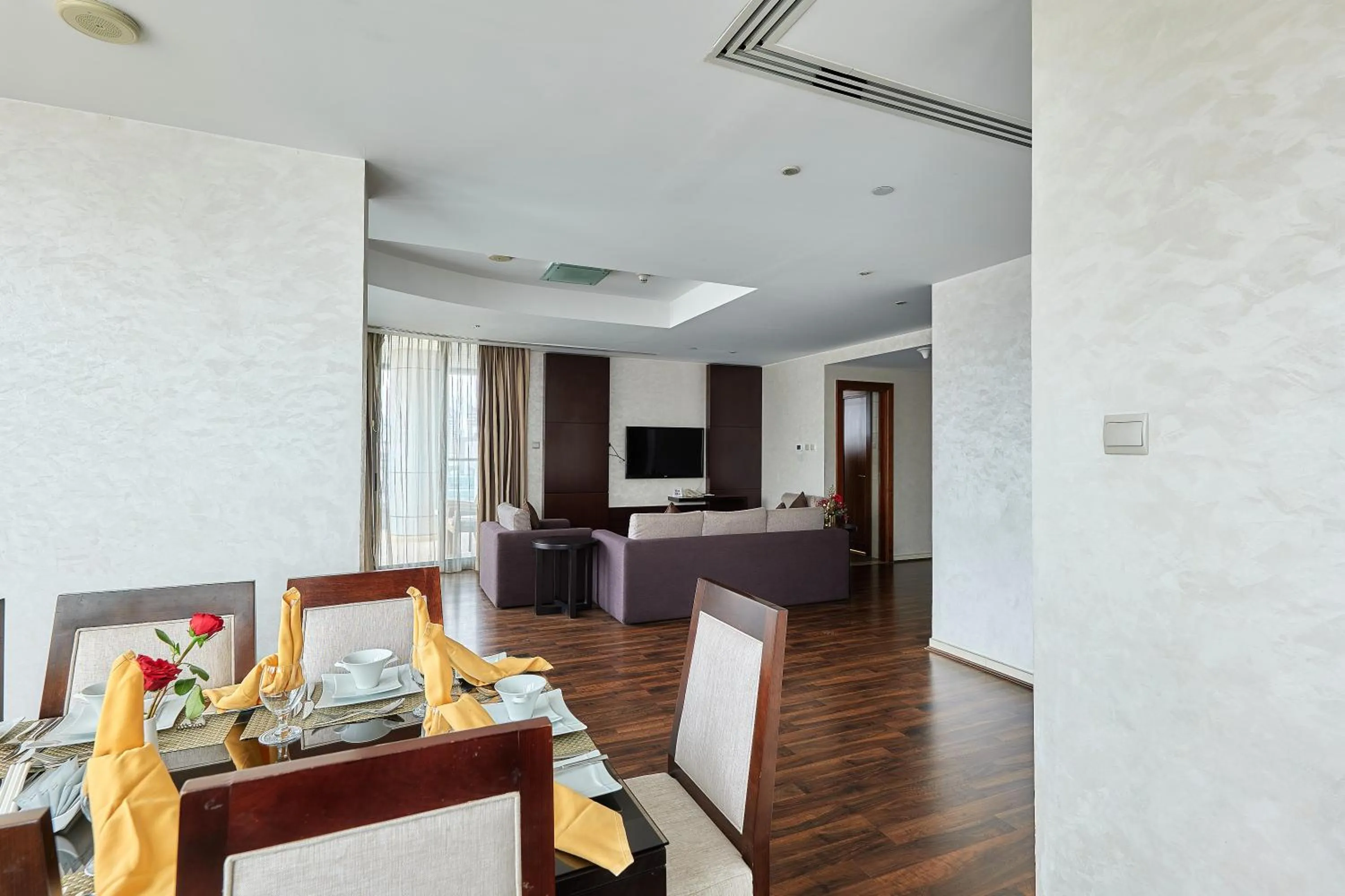 Dining area in City Premiere Marina Hotel Apartments