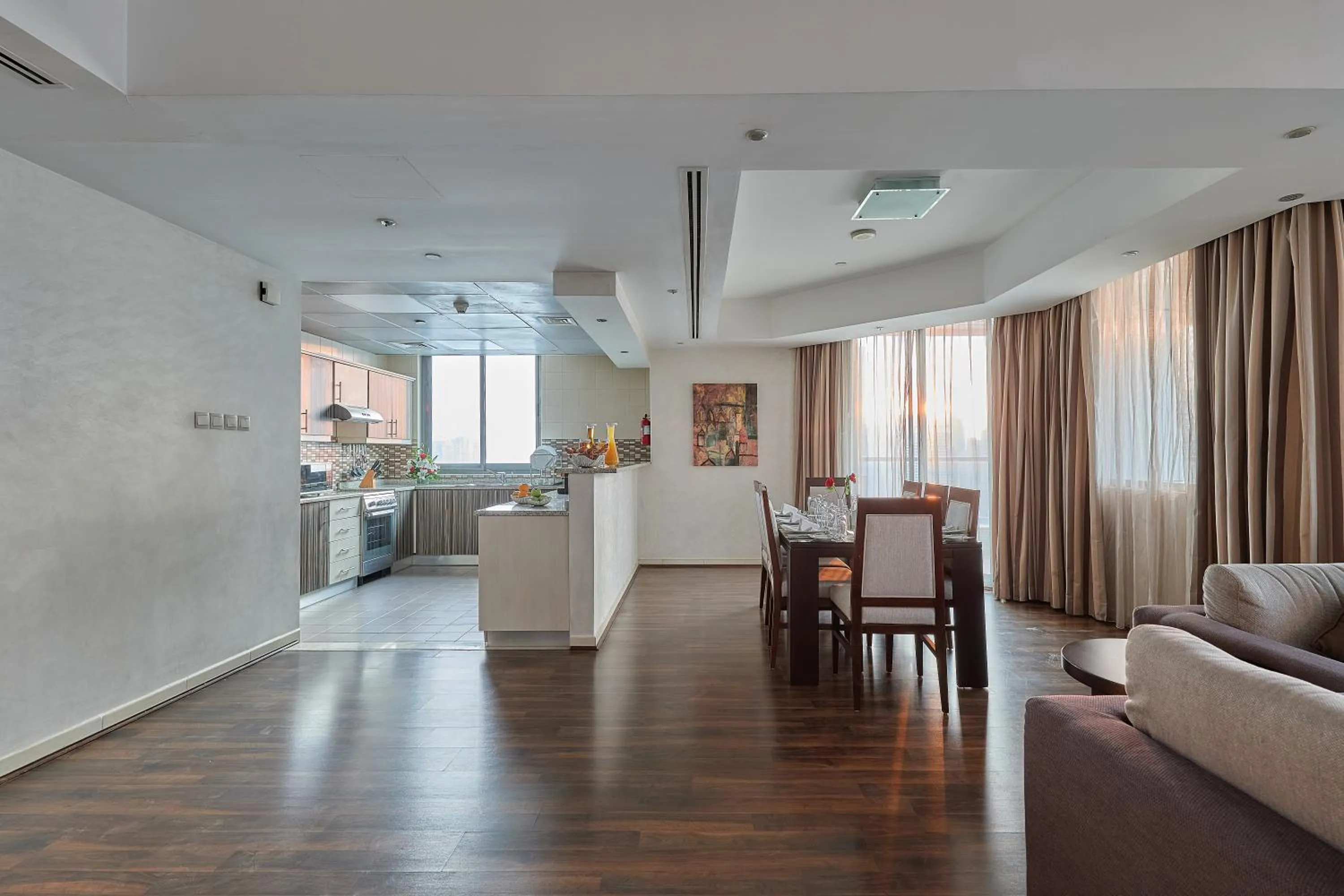 Dining area in City Premiere Marina Hotel Apartments