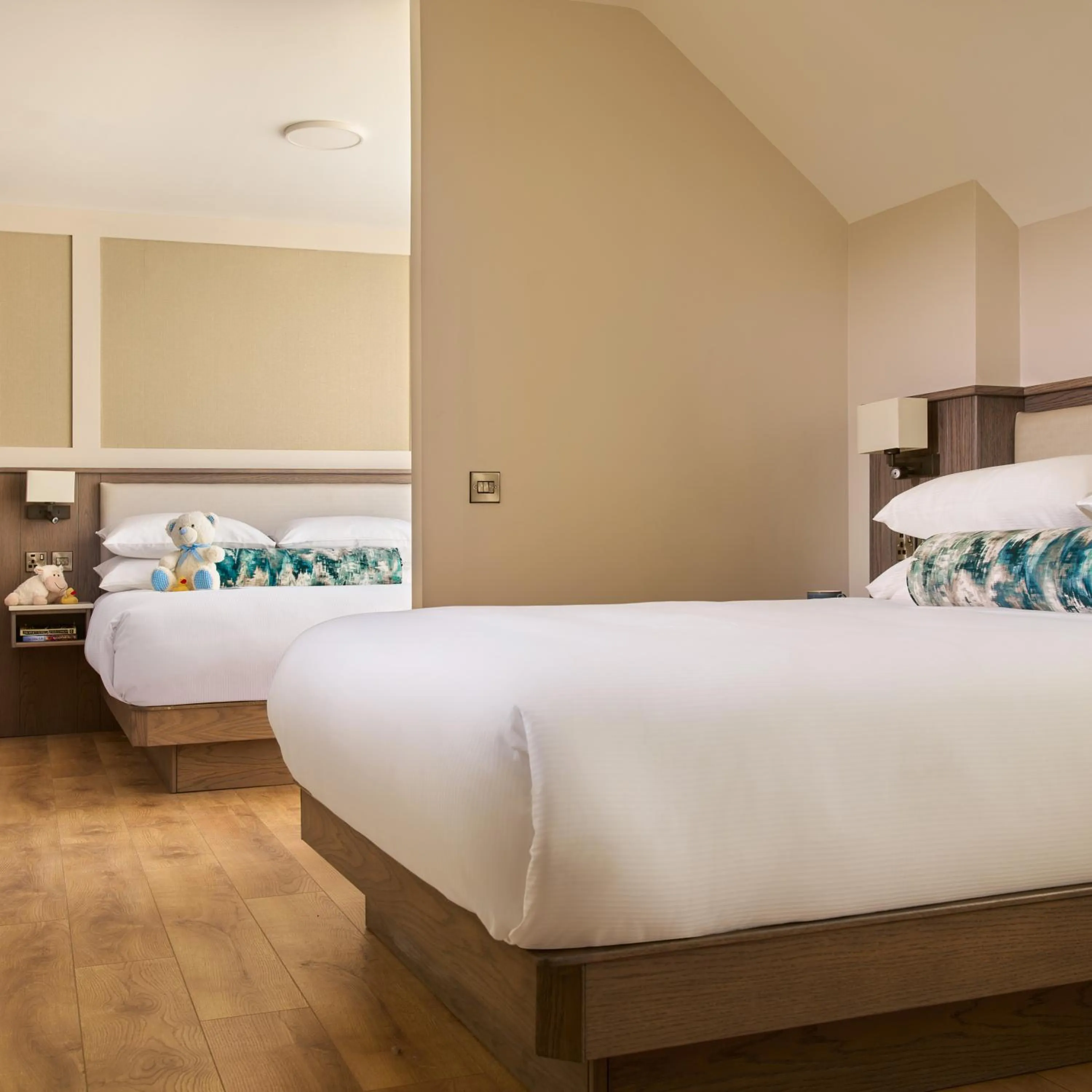 Bedroom, Bed in The James Hotel