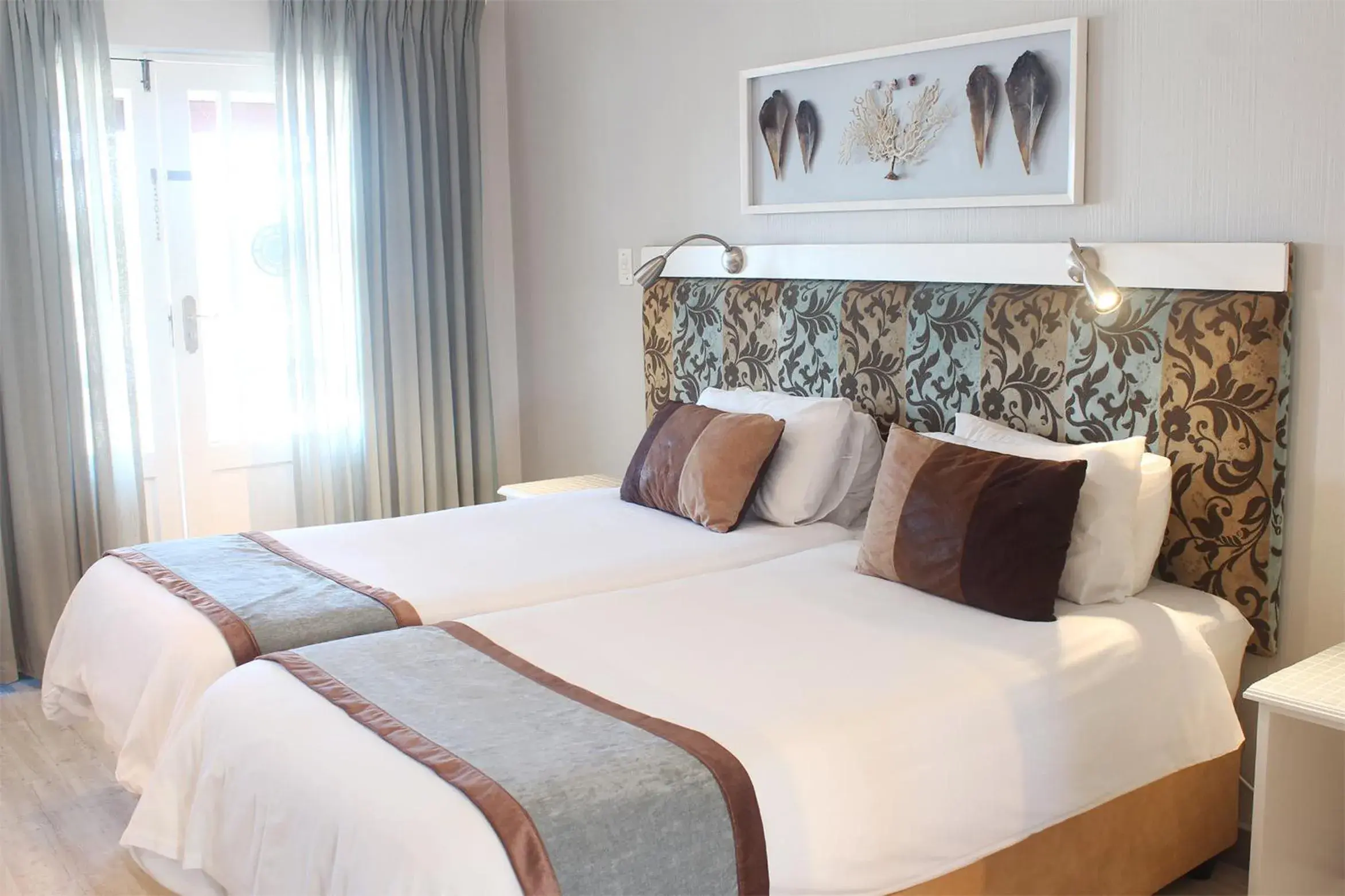 Twin Room - single occupancy in Oceans Hotel & Self Catering Twin Room - single occupancy in Oceans Hotel & Self Catering