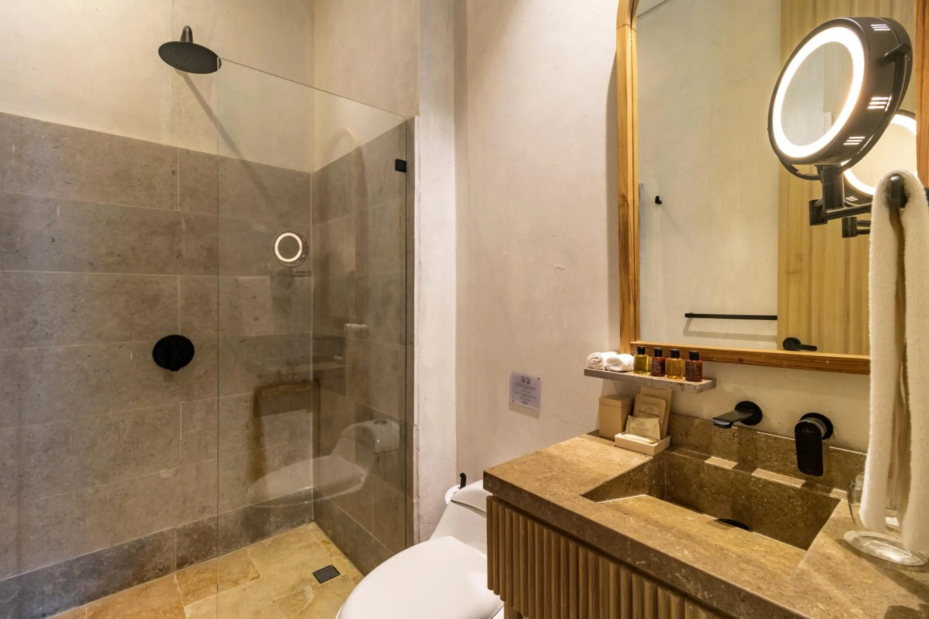 Bathroom in Cinco Quintas Hotel Boutique
