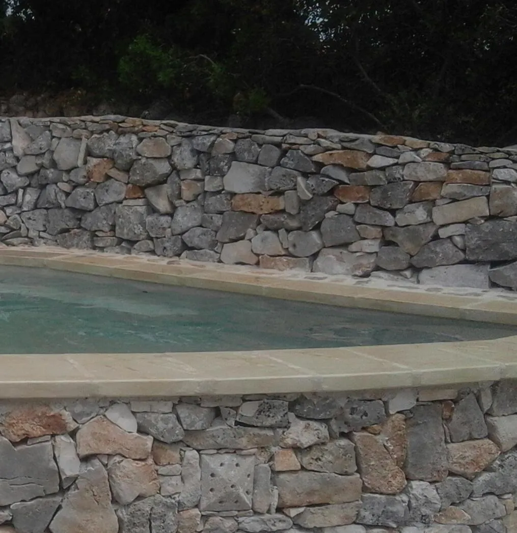 Swimming pool in B&b Cinque Stalle