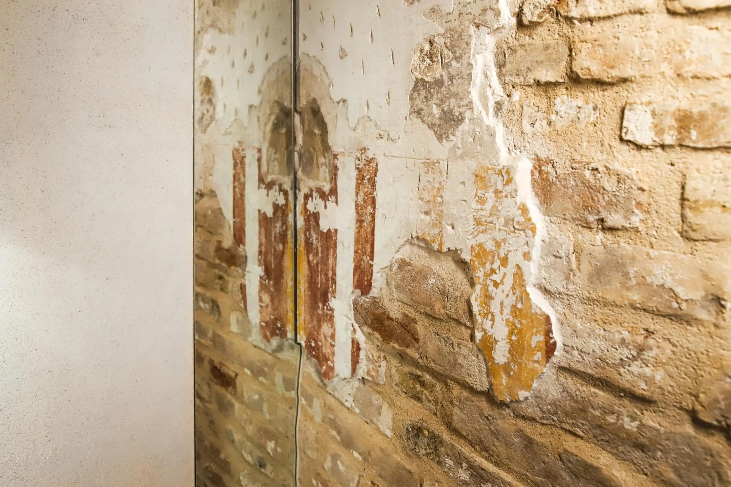 Decorative detail in Locanda Ponte Dante