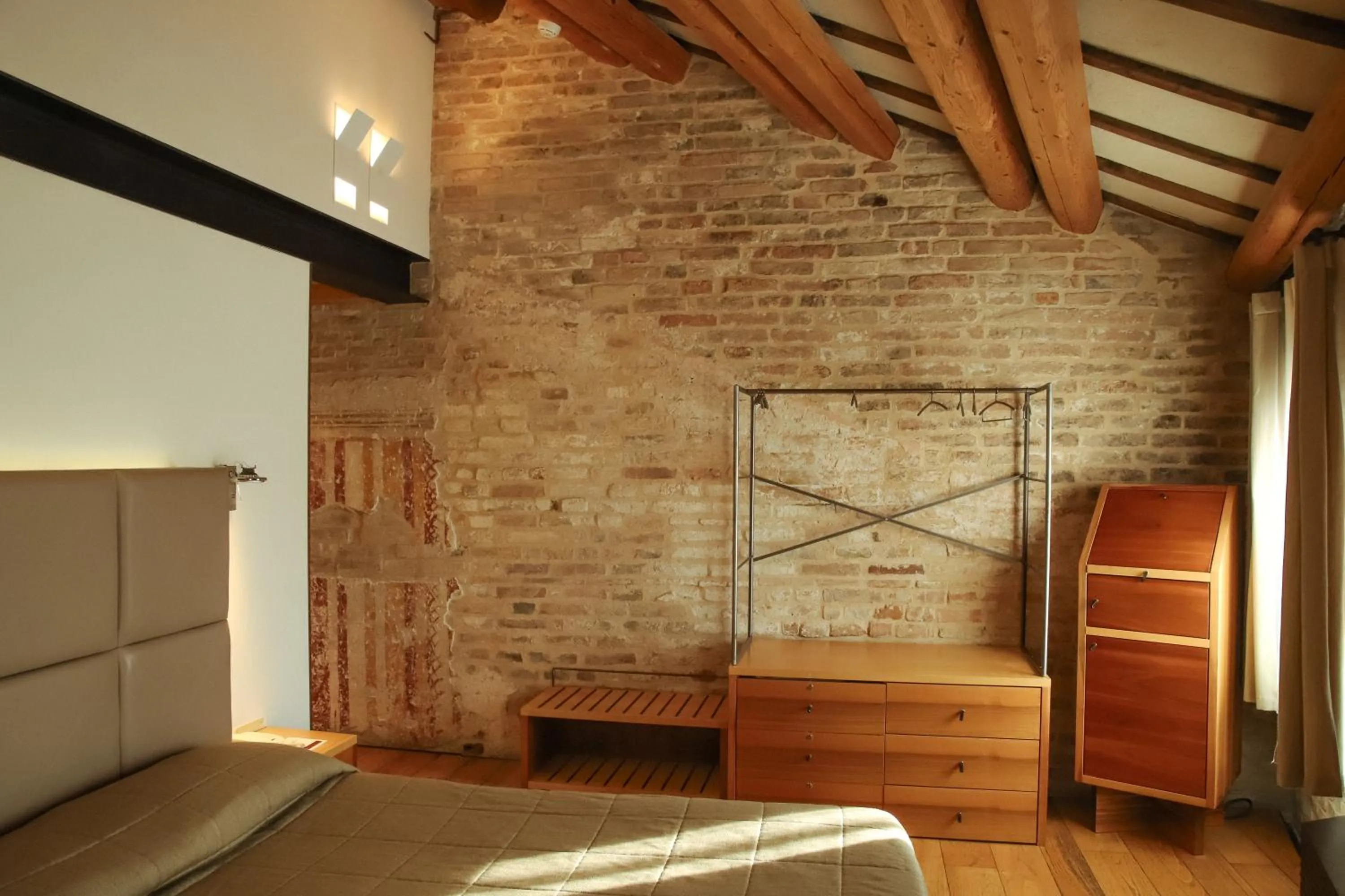 Photo of the whole room, Bed in Locanda Ponte Dante