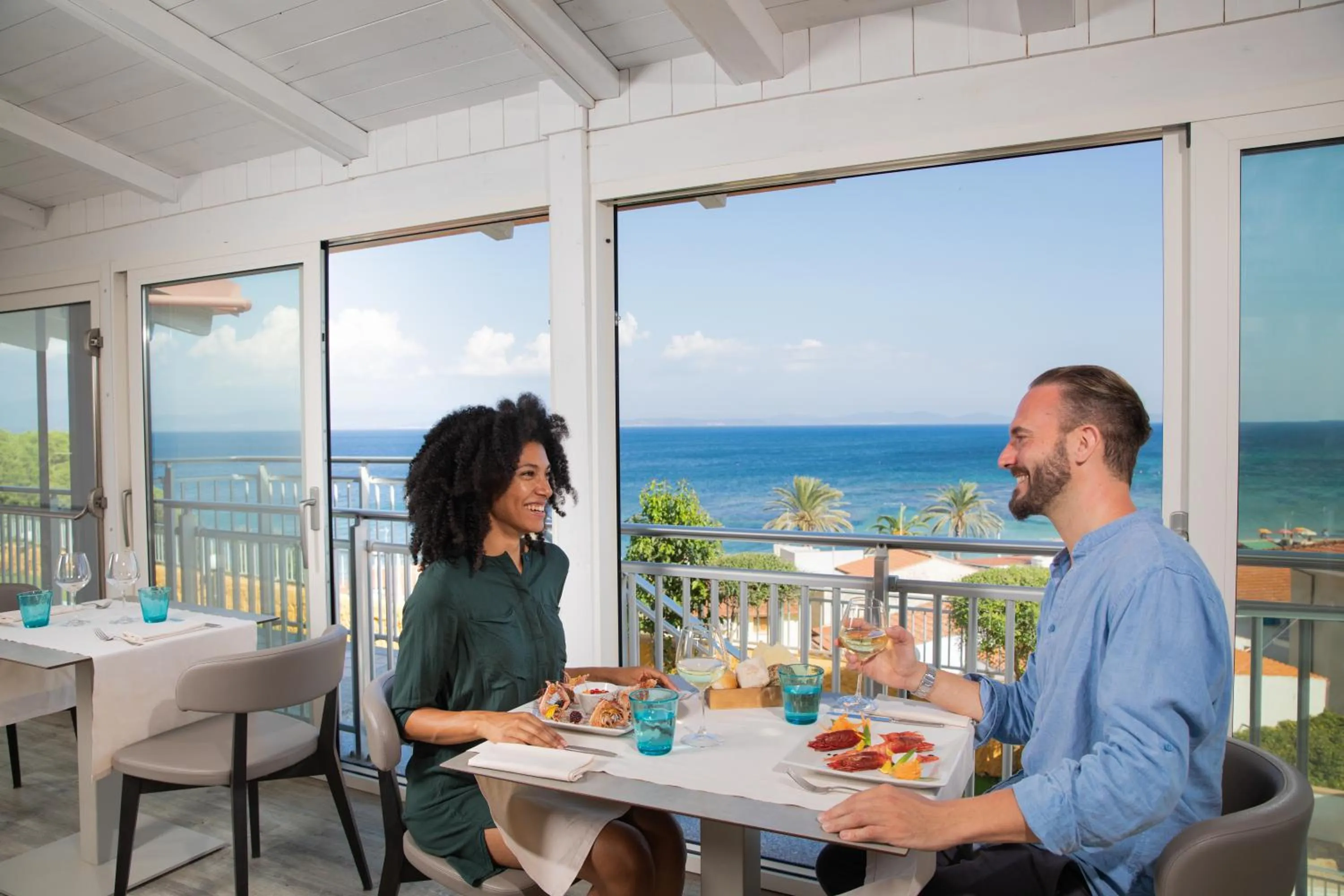 Restaurant/places to eat in Lu' Hotel Maladroxia