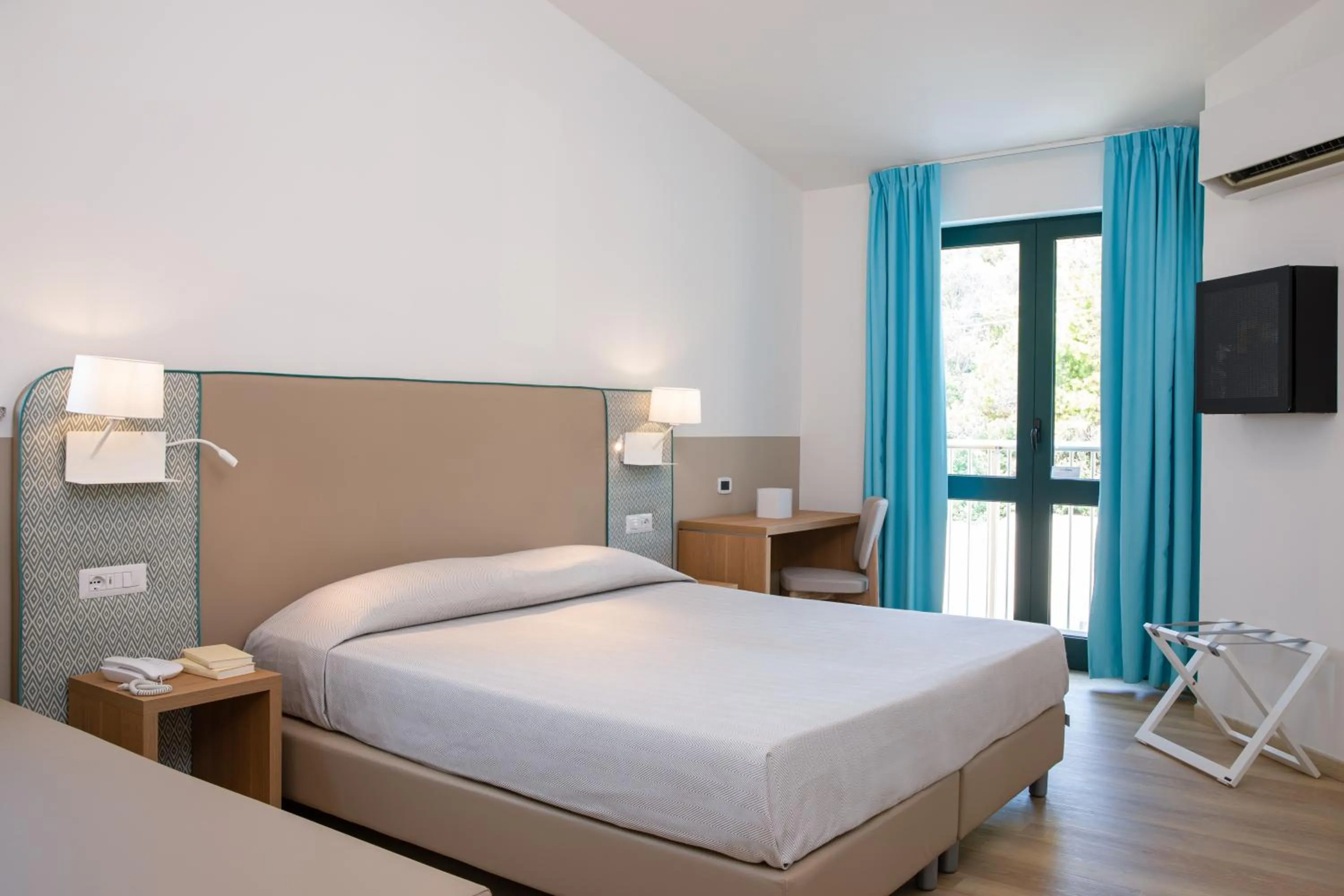 Bed in Lu' Hotel Maladroxia