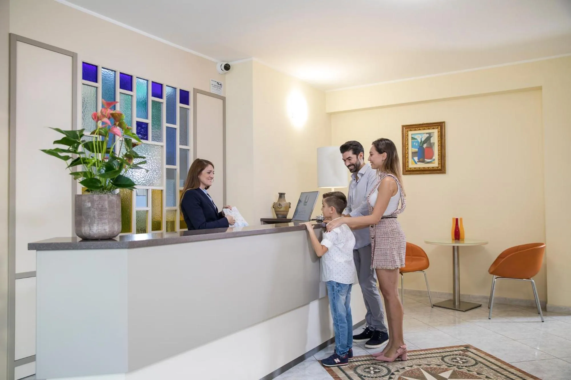 Staff in Lu' Hotel Maladroxia