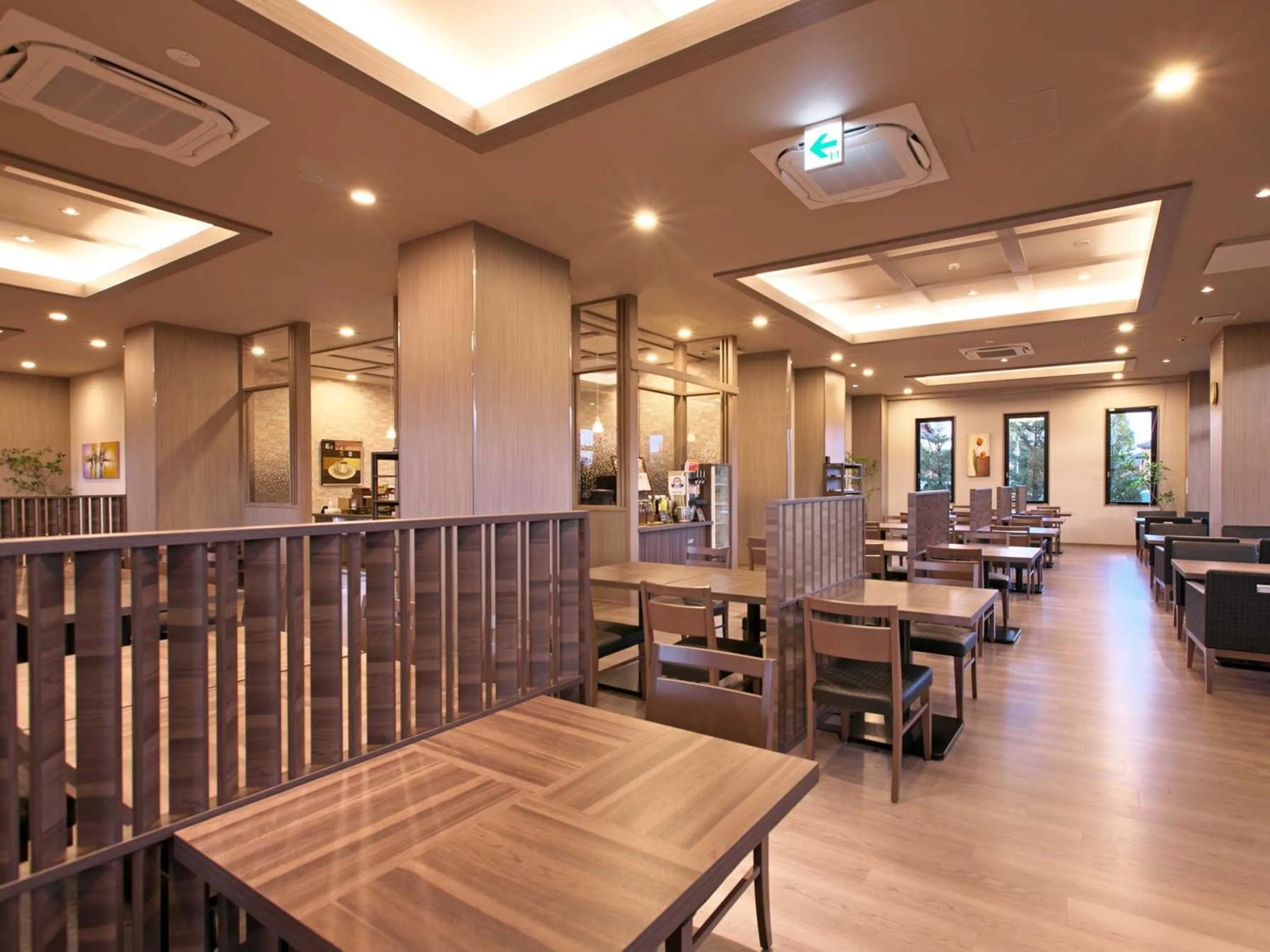 Restaurant/places to eat in Hotel Route Inn Kuwana