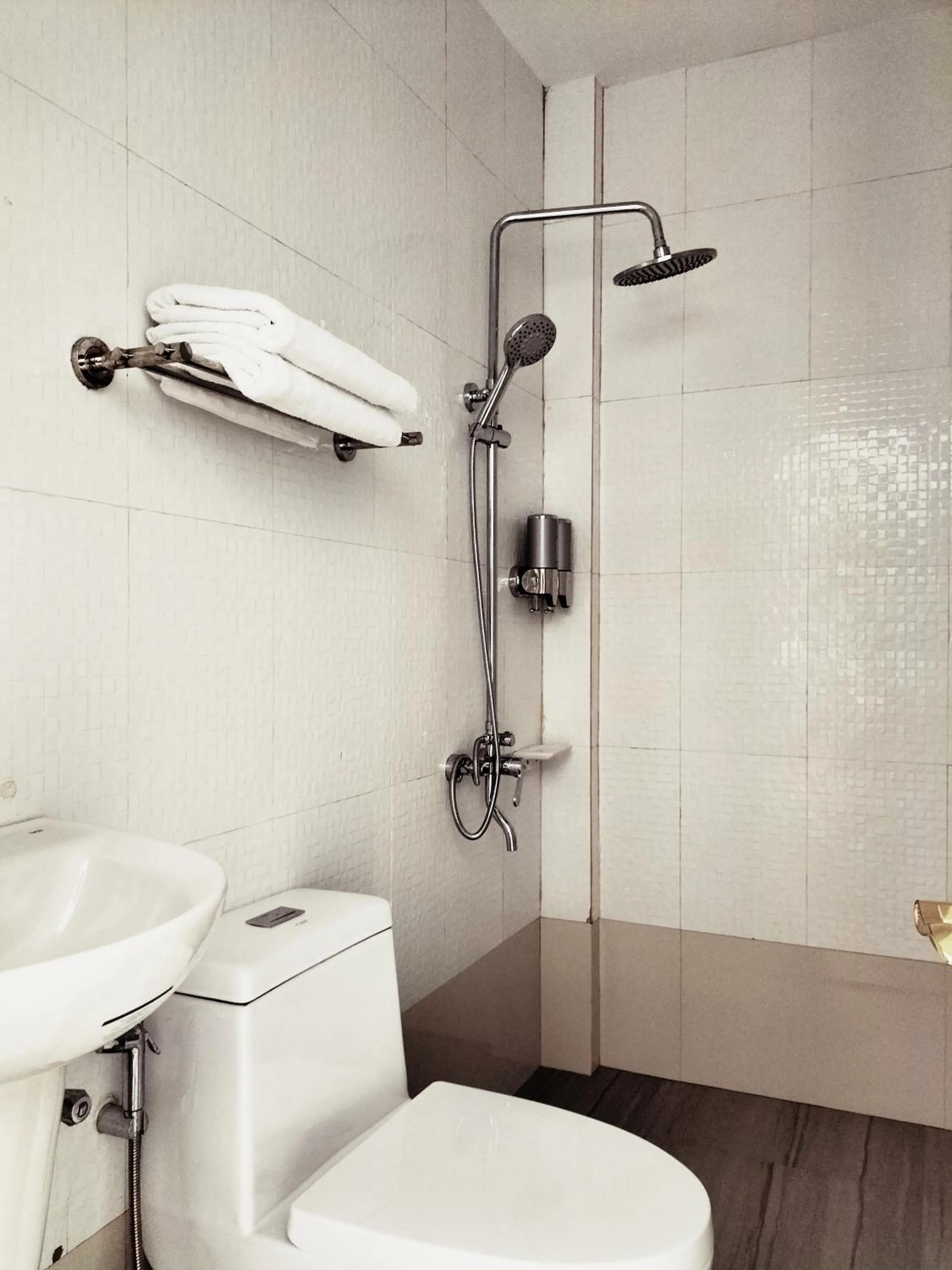 Bathroom in Orange Pearl Beach Resort