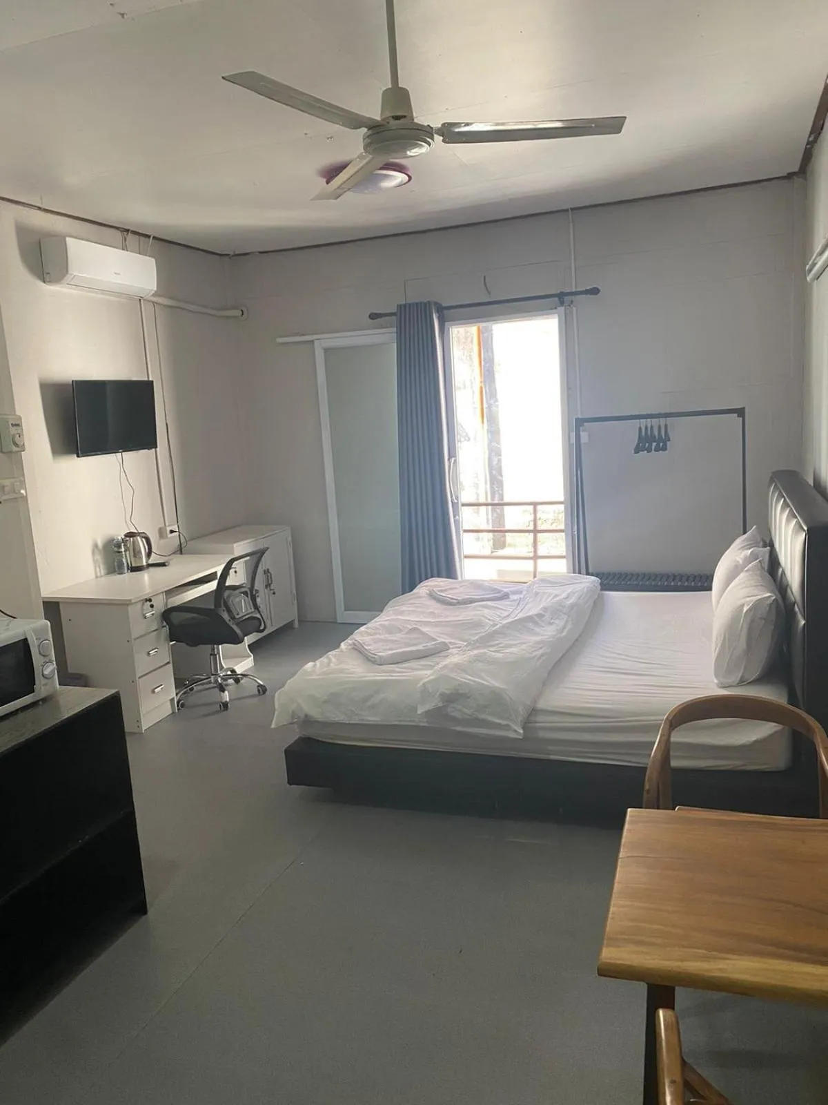 Junior Suite with Balcony in Batman guesthouse