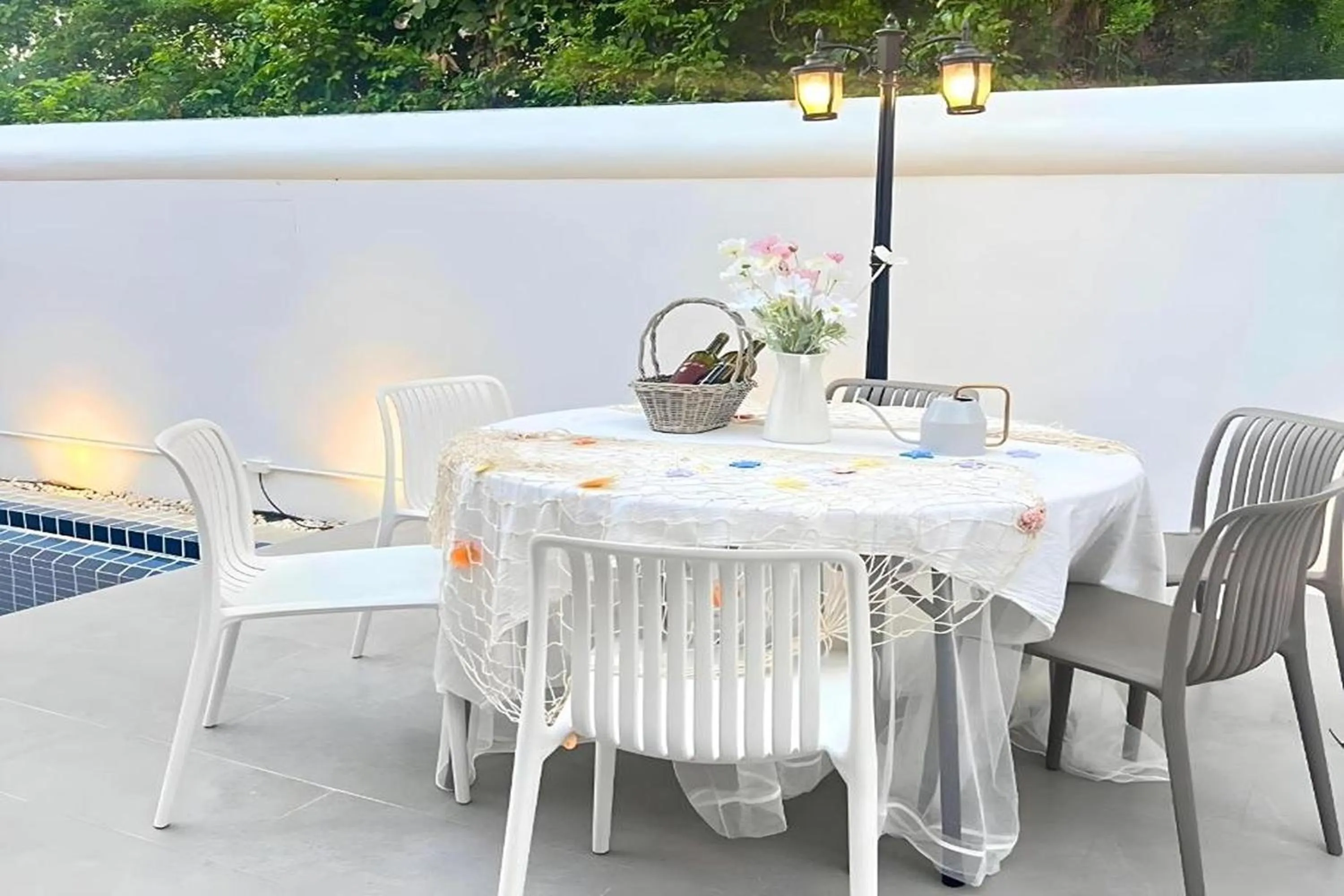 Seating area in BM Pool Villa Pattaya