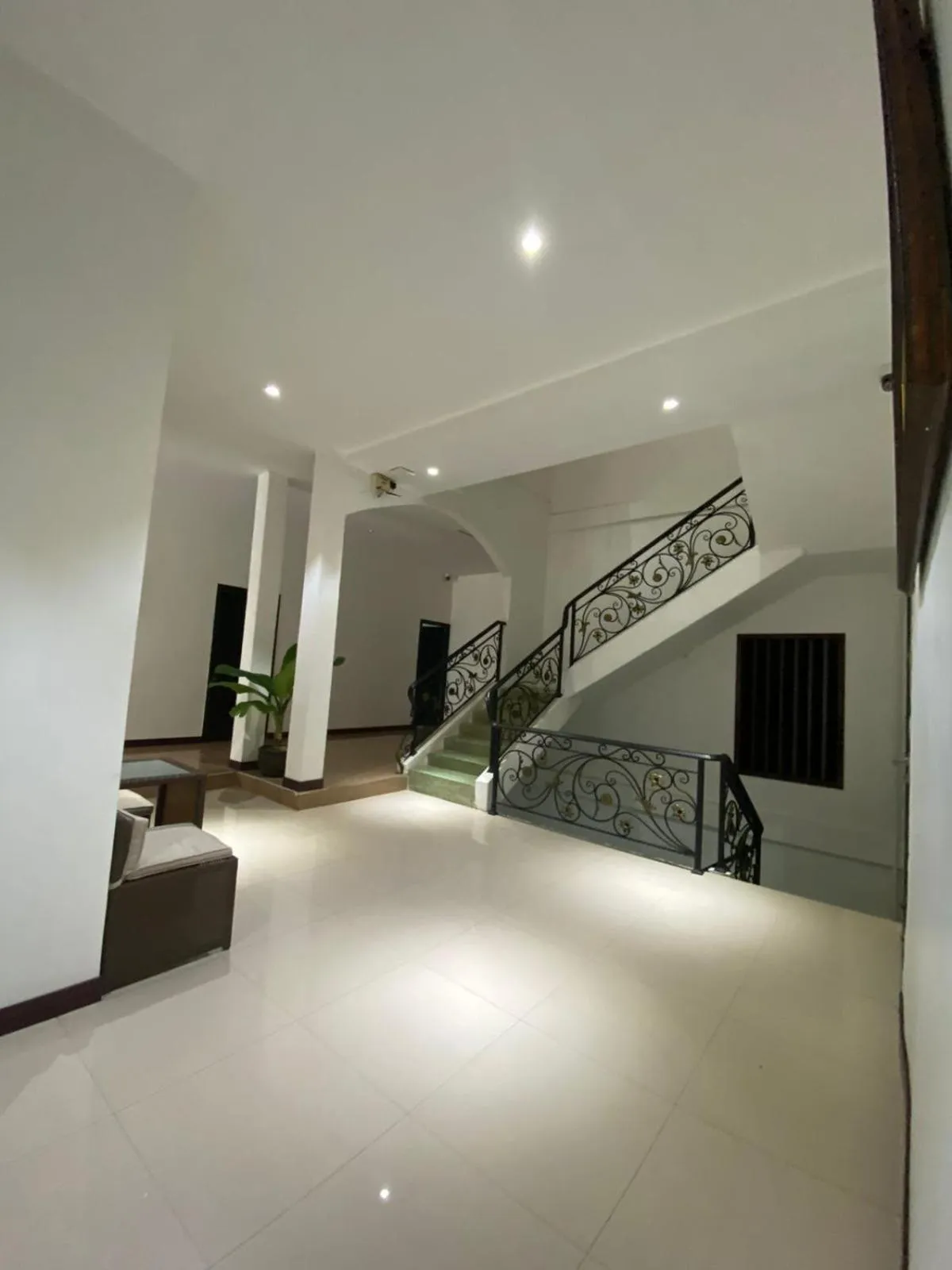 SUBINH HOTEL AND RESTAURANT