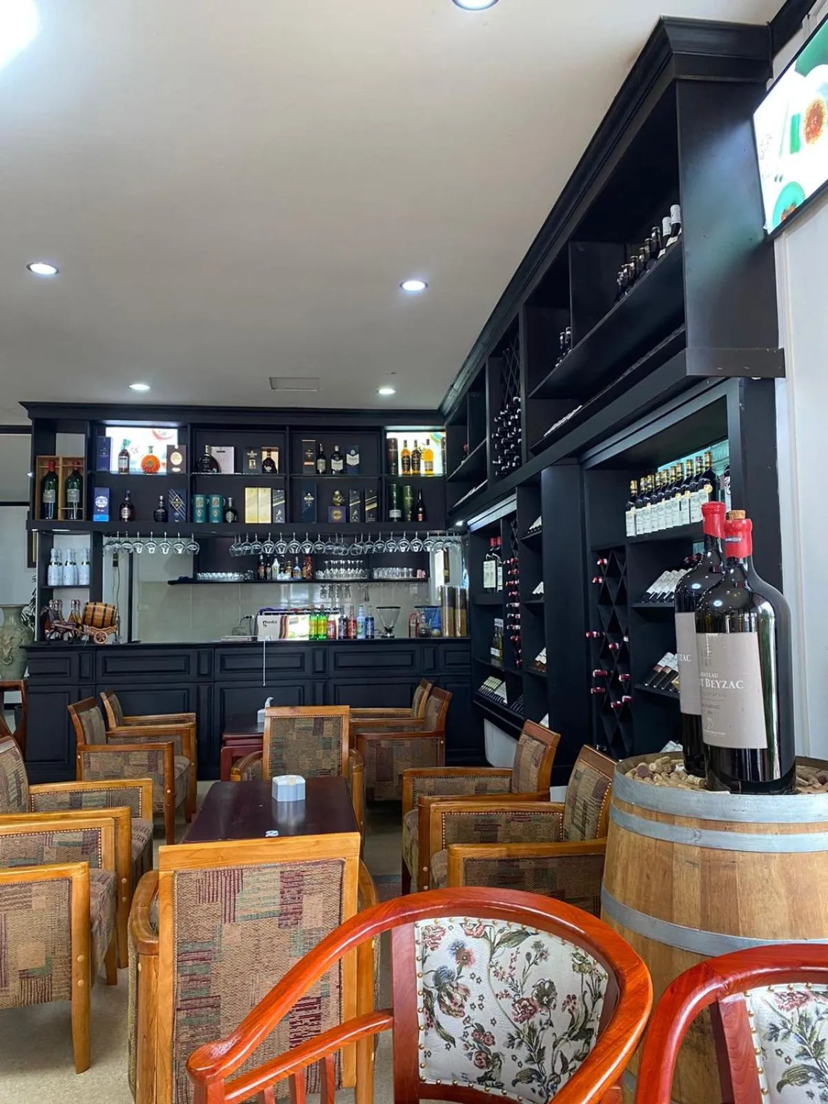 SUBINH HOTEL AND RESTAURANT