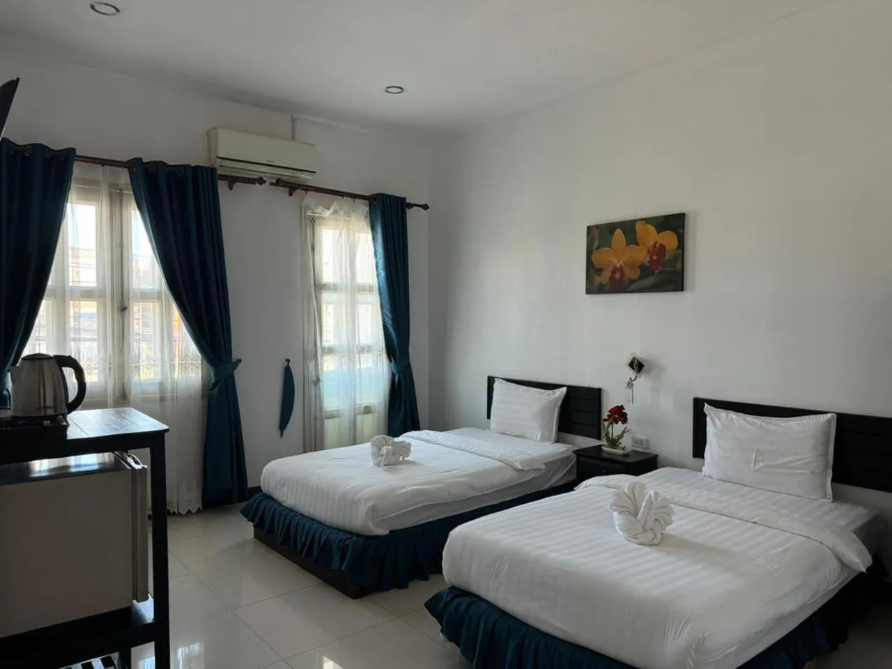 Bed in SUBINH HOTEL AND RESTAURANT