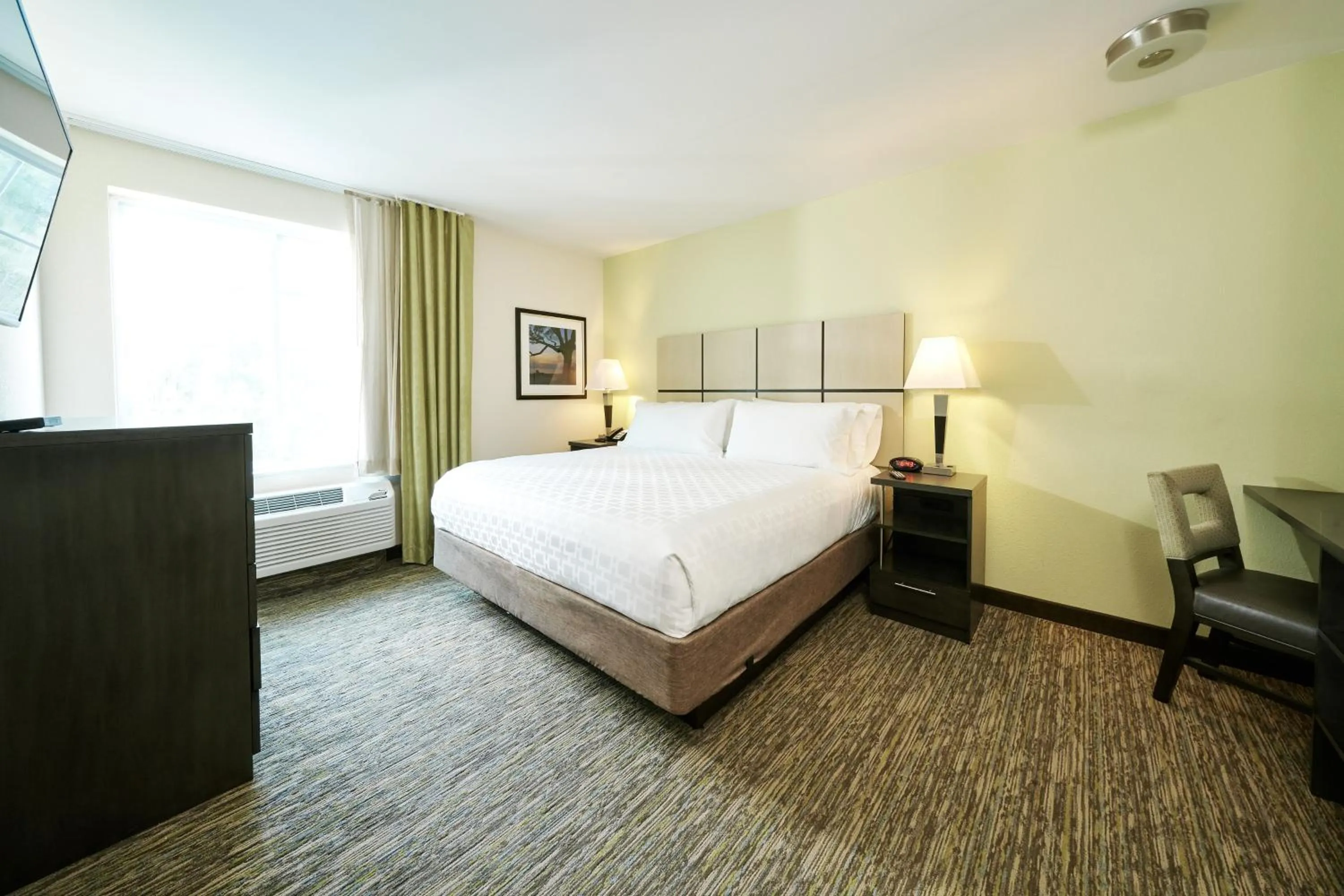 Bedroom, Bed in Candlewood Suites Midland by IHG