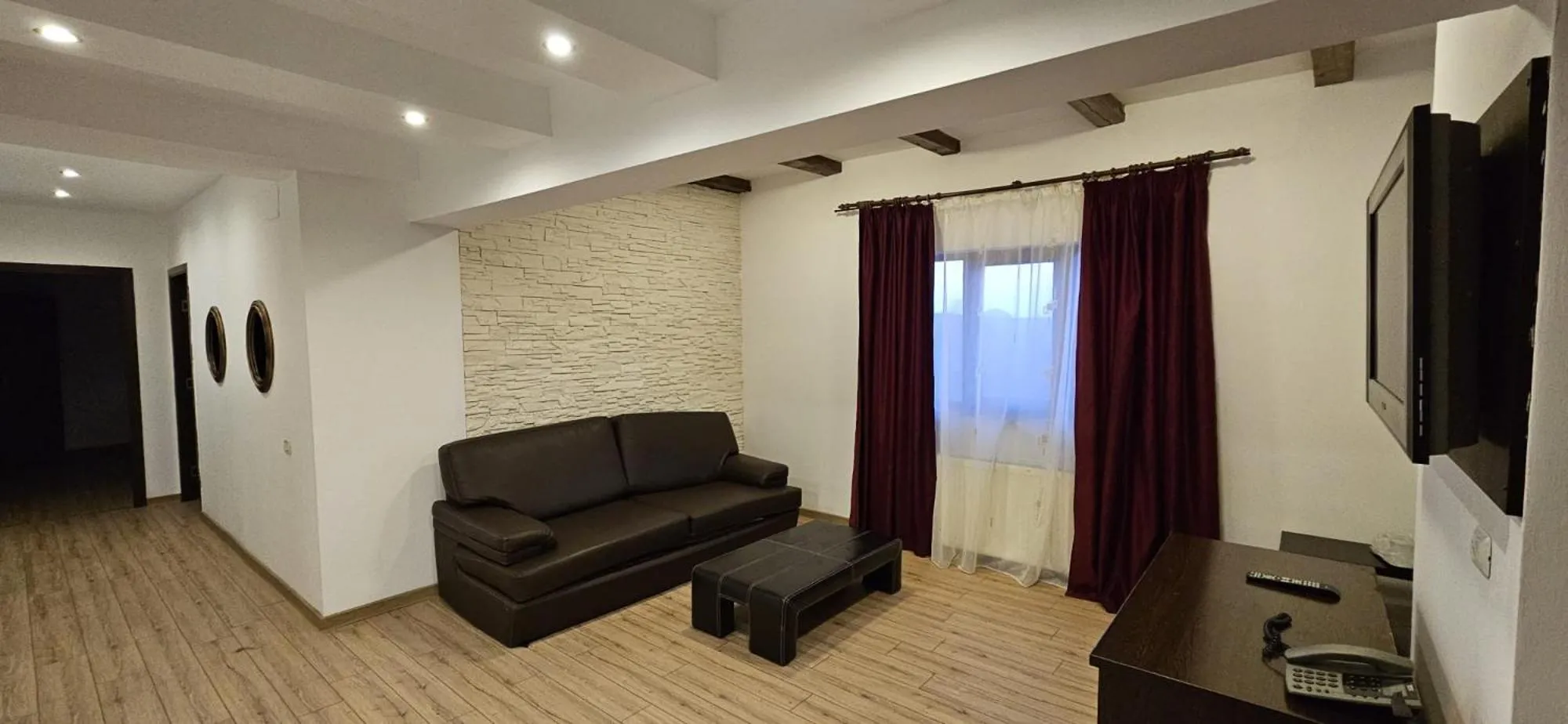 Living room in Hotel Bran Stoker