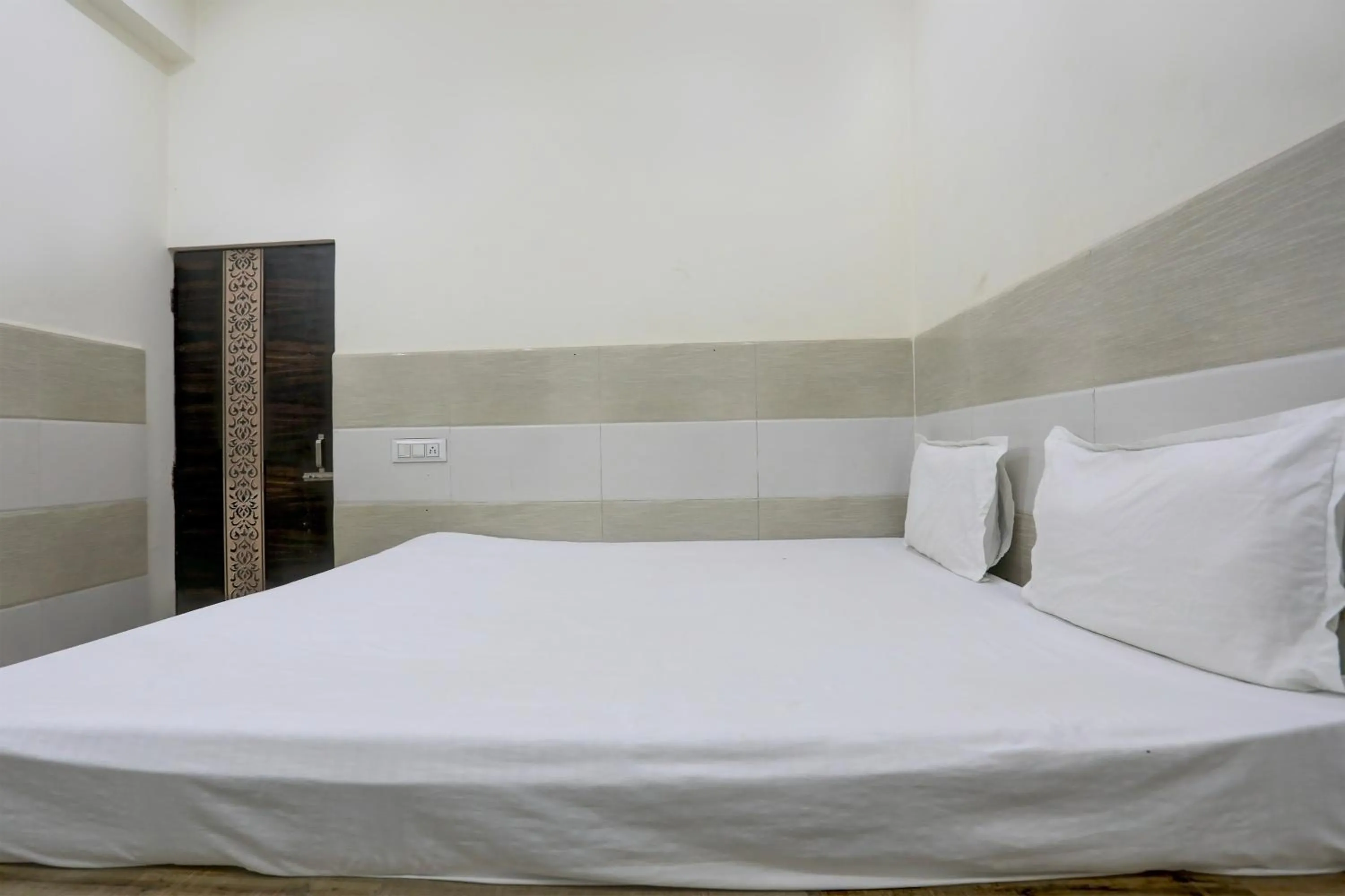 Bedroom, Bed in Hotel O YOUR RESIDENCY