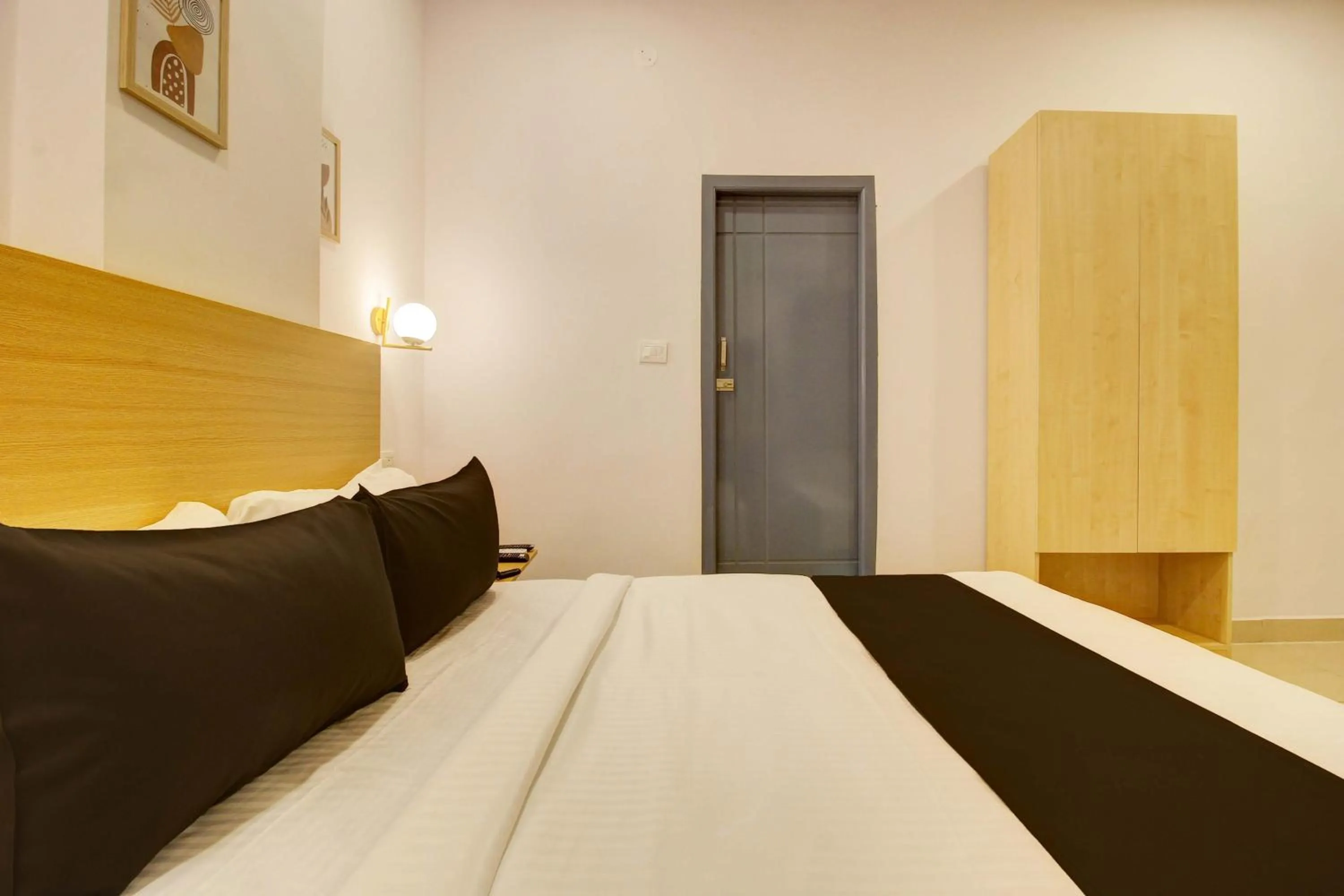 Bedroom, Bed in Super Collection O Casa Grand Hotels Nacharam