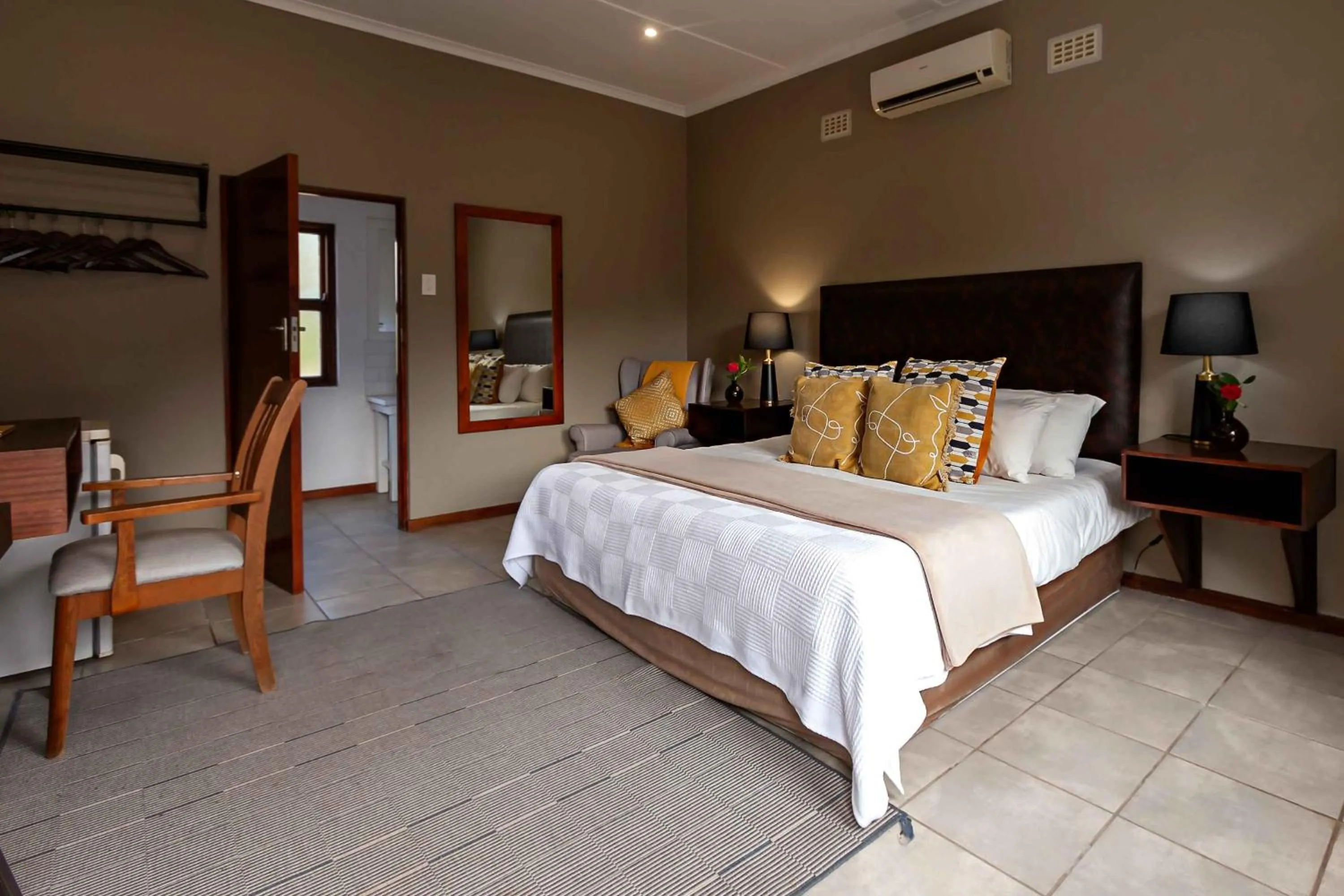 Bed in Leipzig Country House & Winery