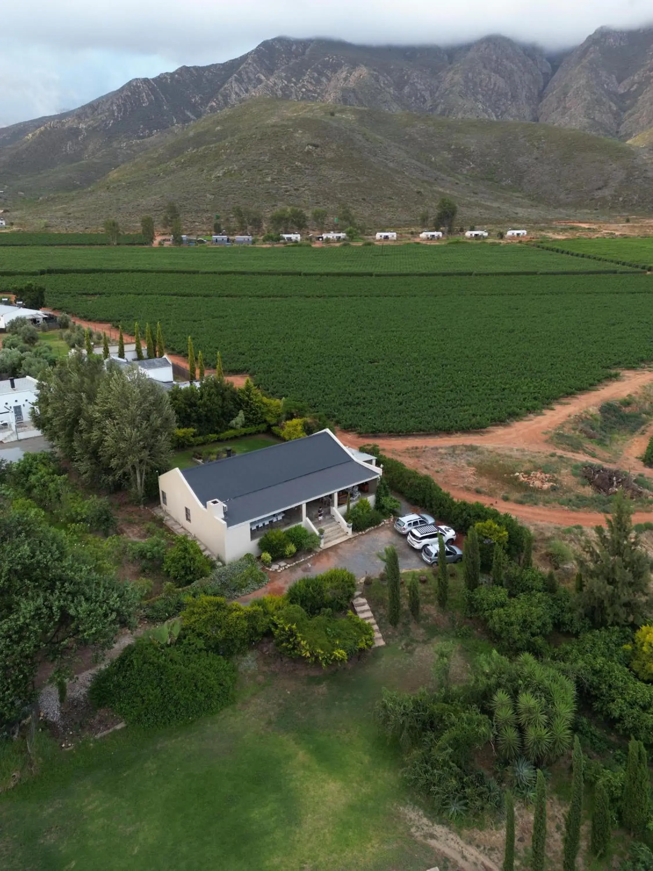 Apartment with Mountain View in Leipzig Country House & Winery Apartment with Mountain View in Leipzig Country House & Winery