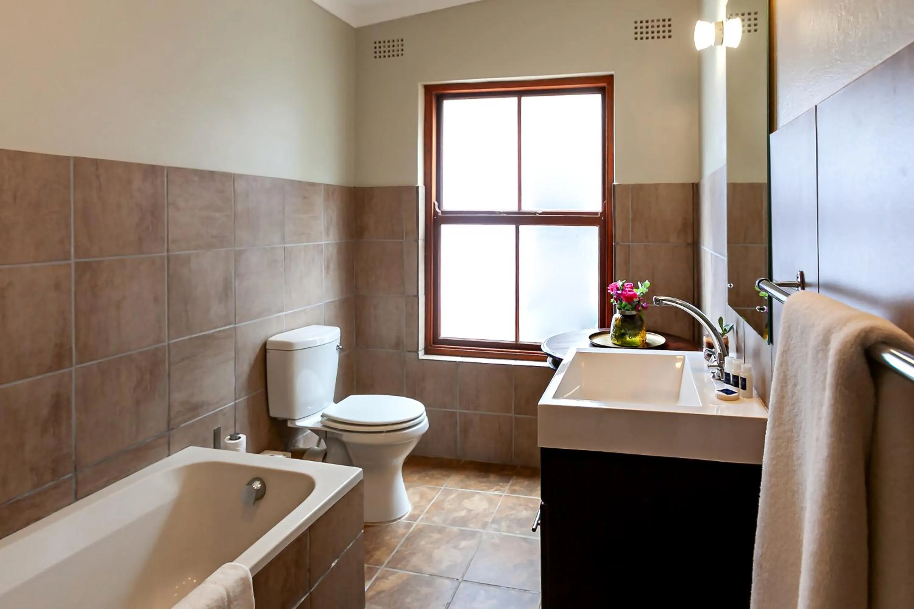 Shower in Leipzig Country House & Winery