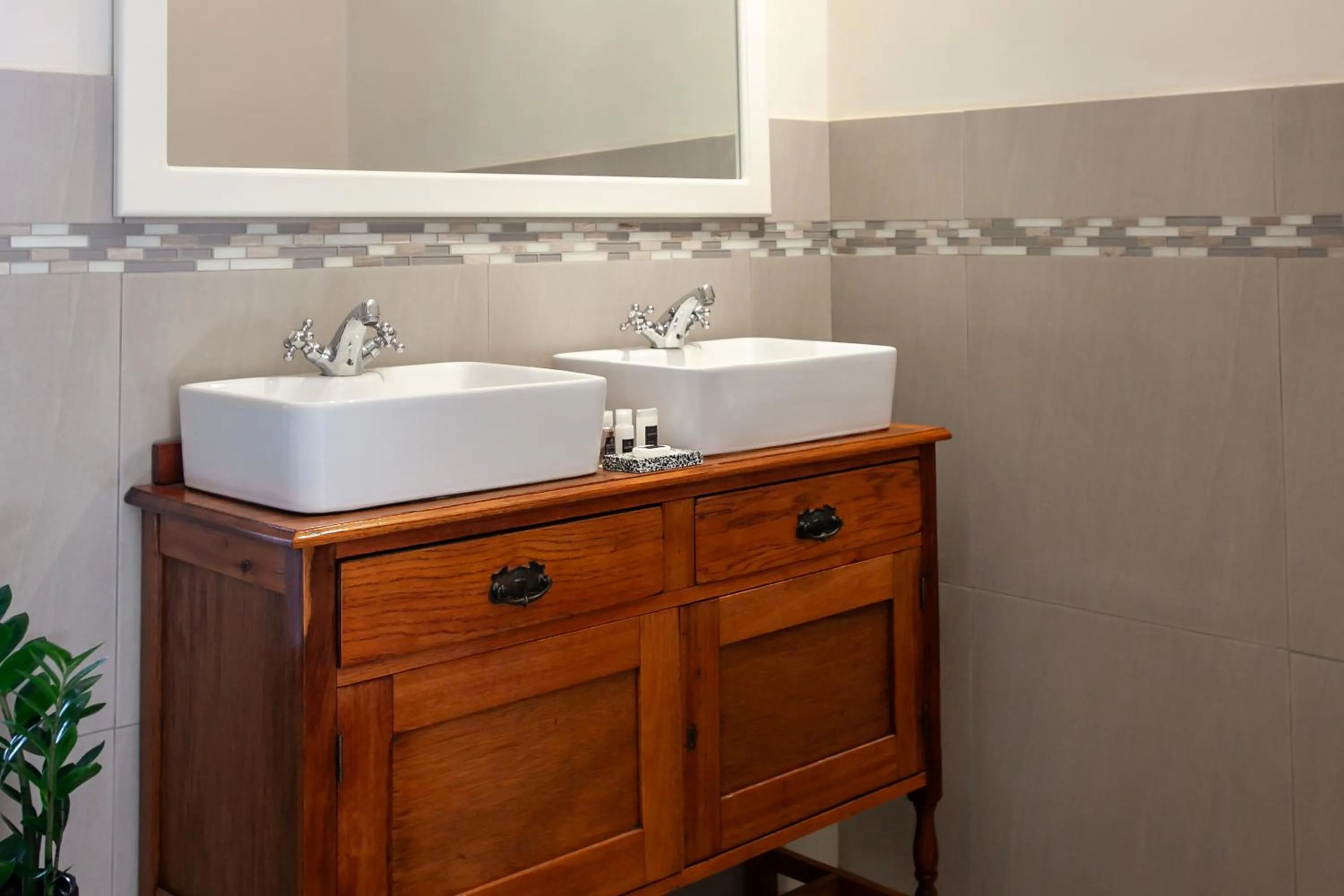 Bathroom in Leipzig Country House & Winery