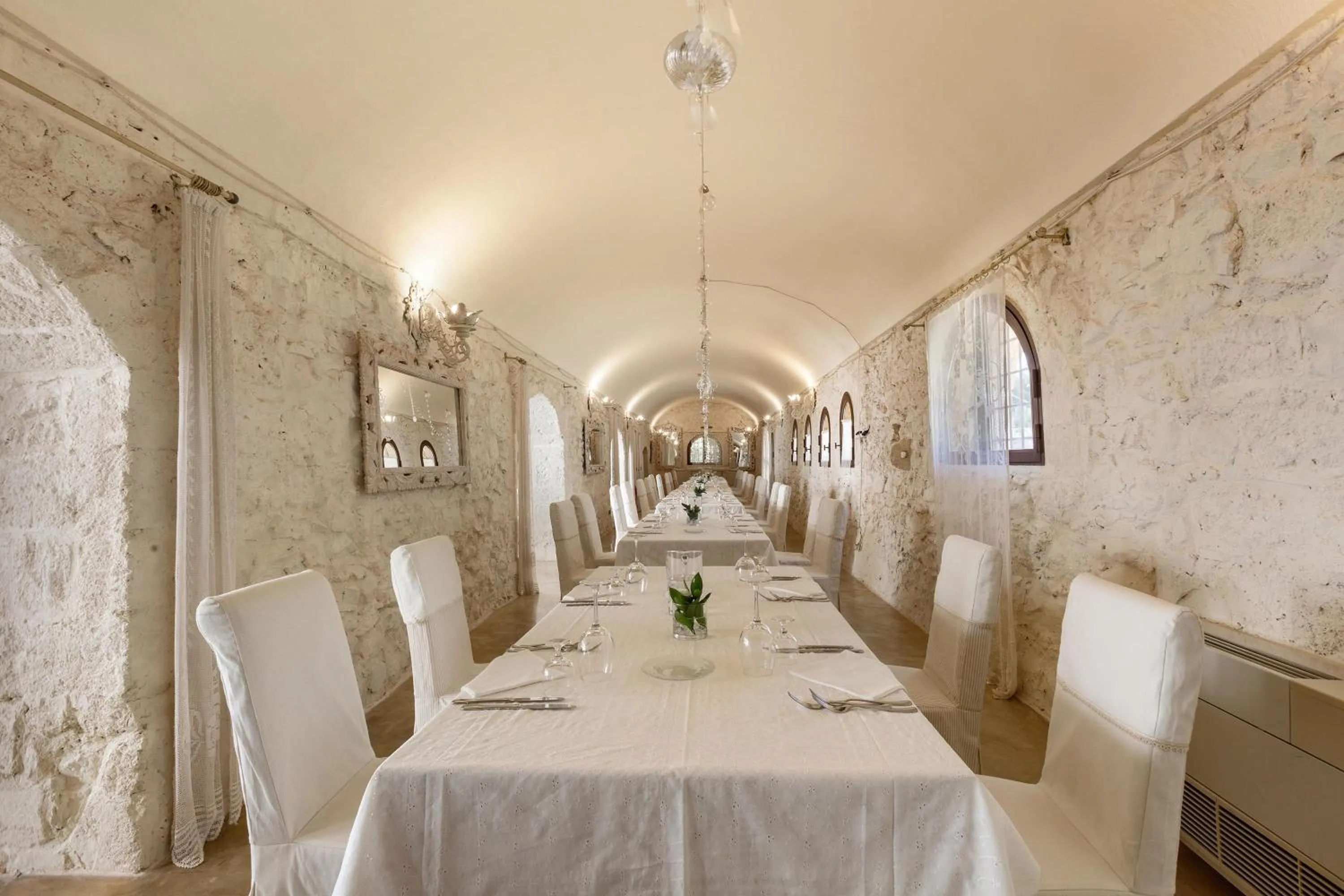 Dining area in Masseria Cucuruzza Boutique Hotel
