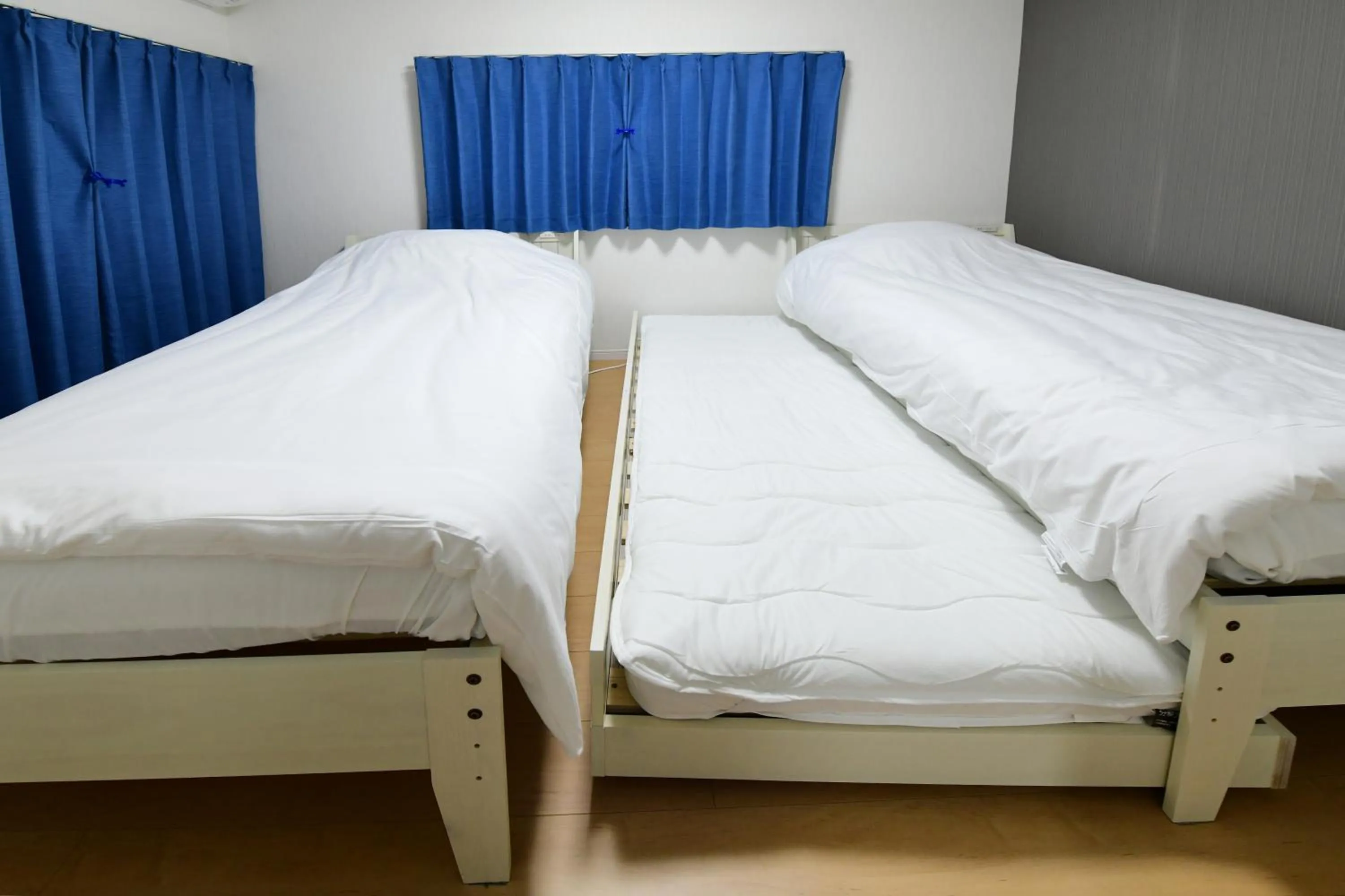 Bed in JH Yellow Guest House