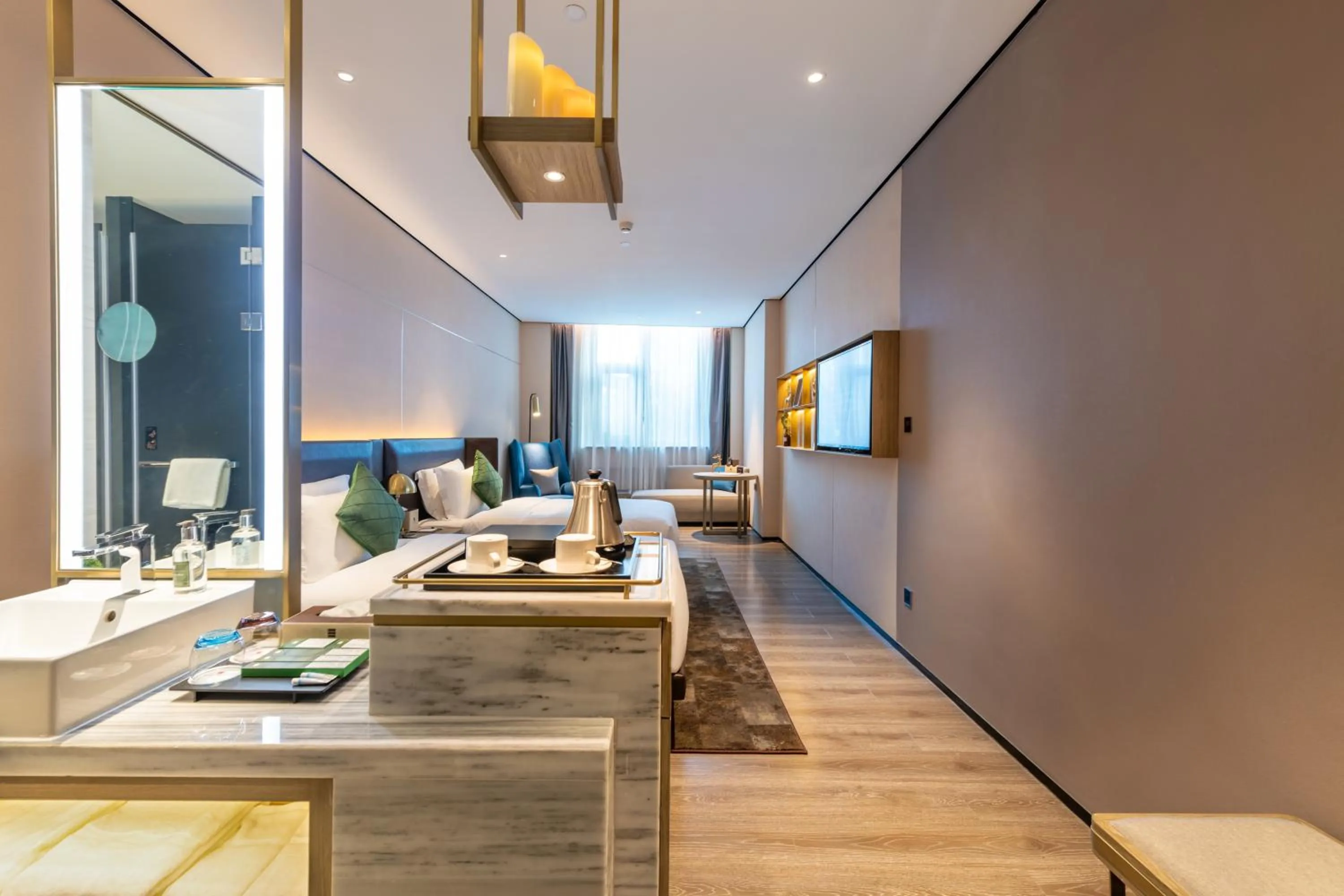 Bed in Echarm Plus International Hotel Ouzhuang Metro Station Branch - Free Deliver Service to Canton Fair Complex During Canton Fair Period