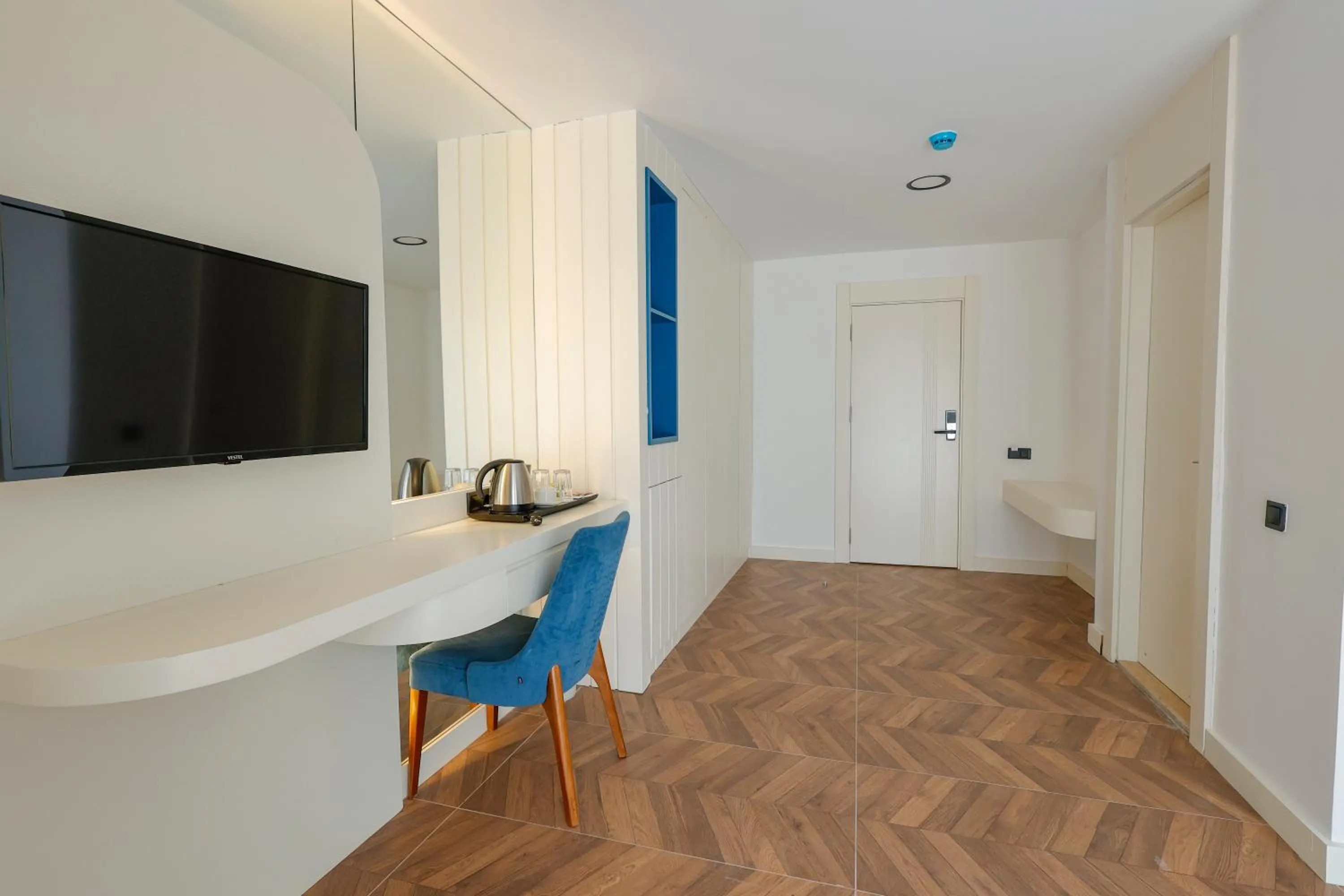 TV and multimedia in Forest In Hotel