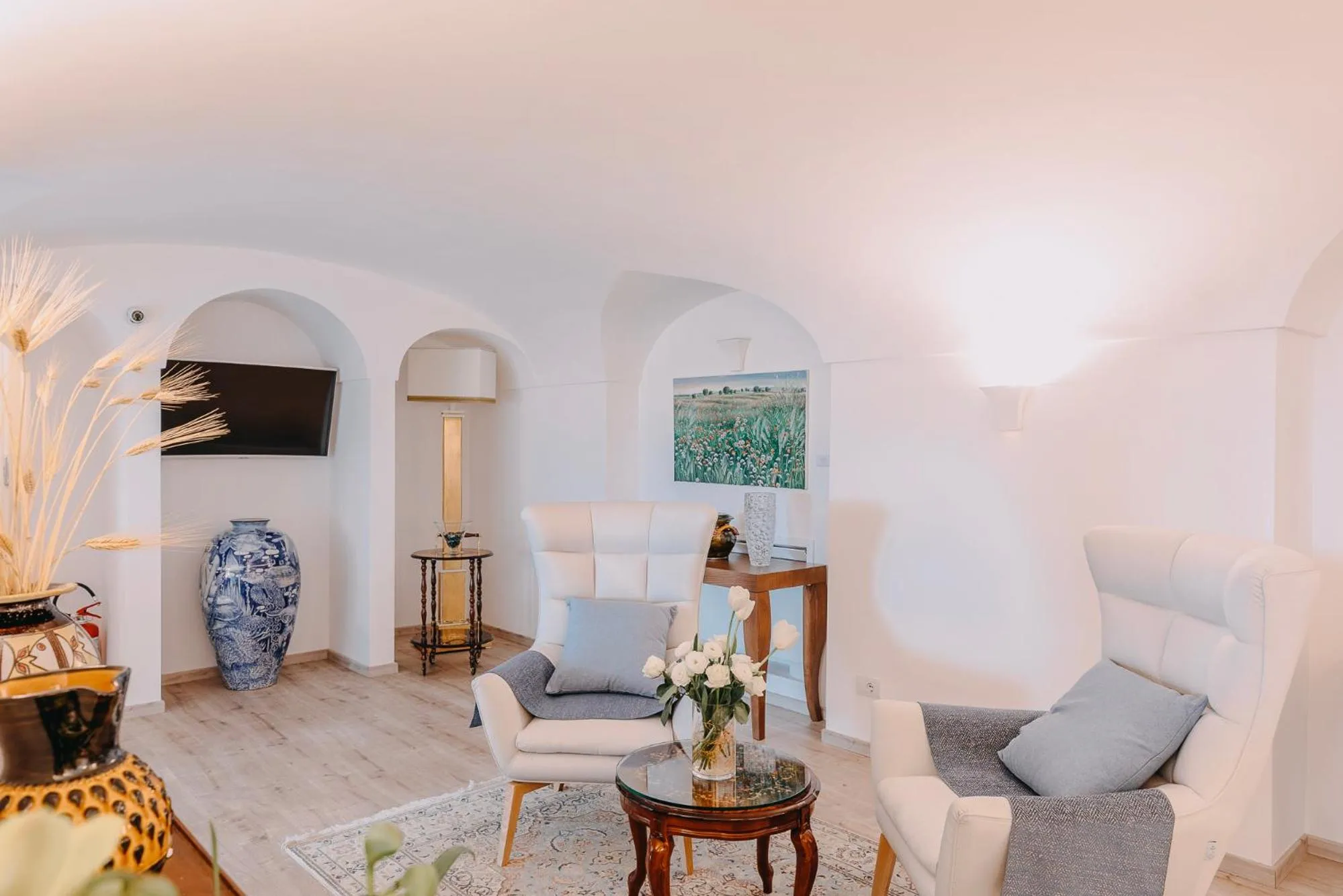 Communal lounge/ TV room in Palazzo Pascal