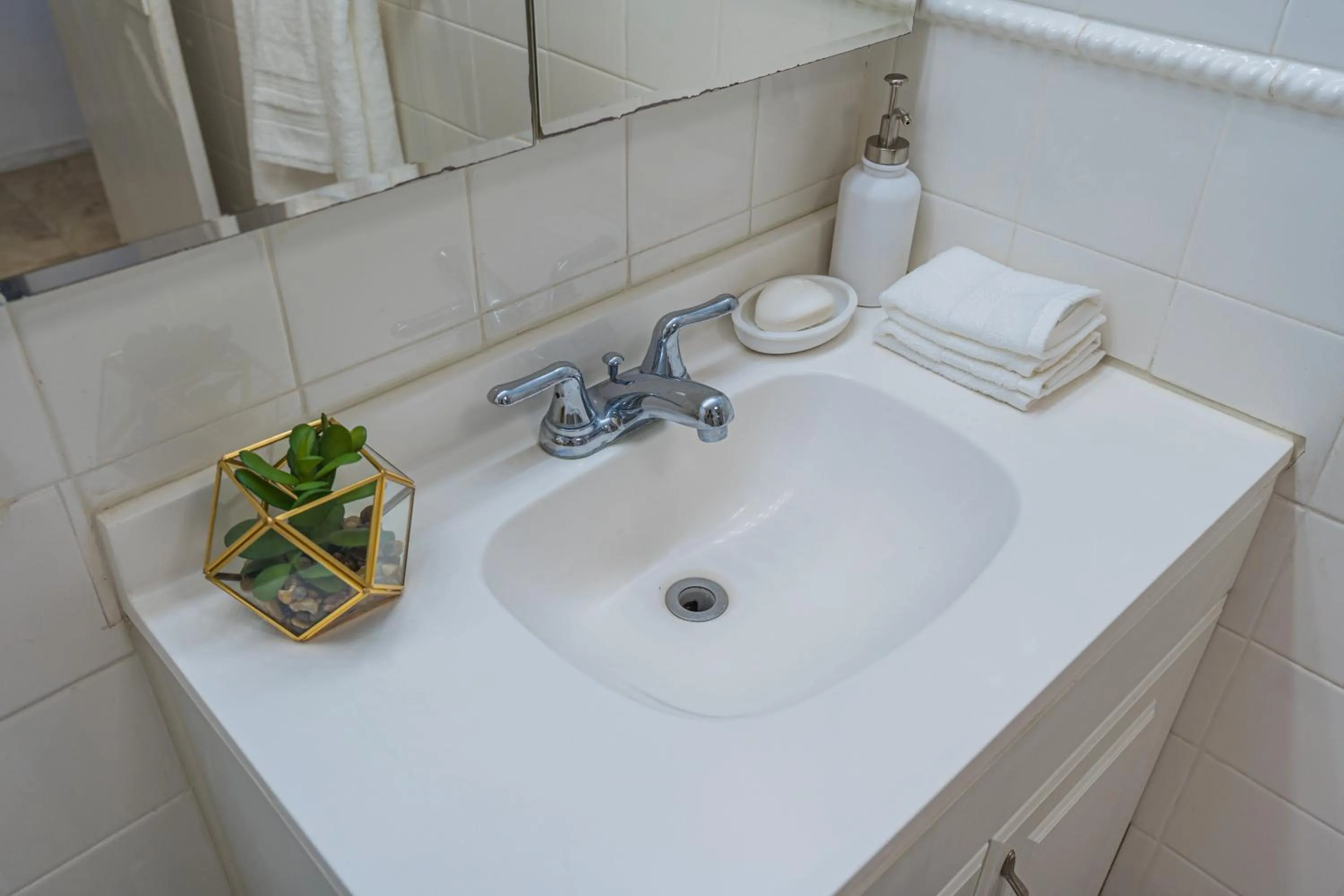 Bathroom in Ilikai Hotel with Ocean View