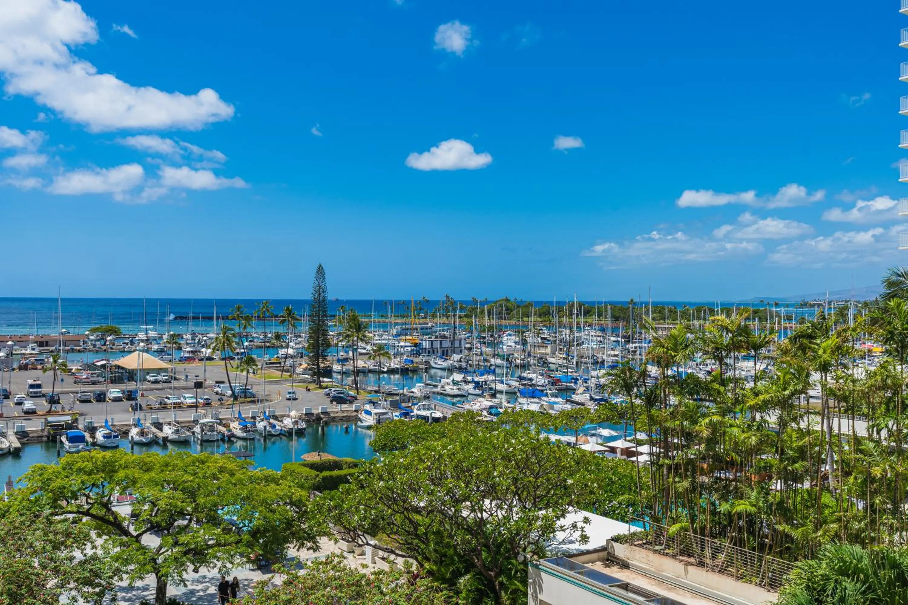 Sea view in Ilikai Hotel with Ocean View