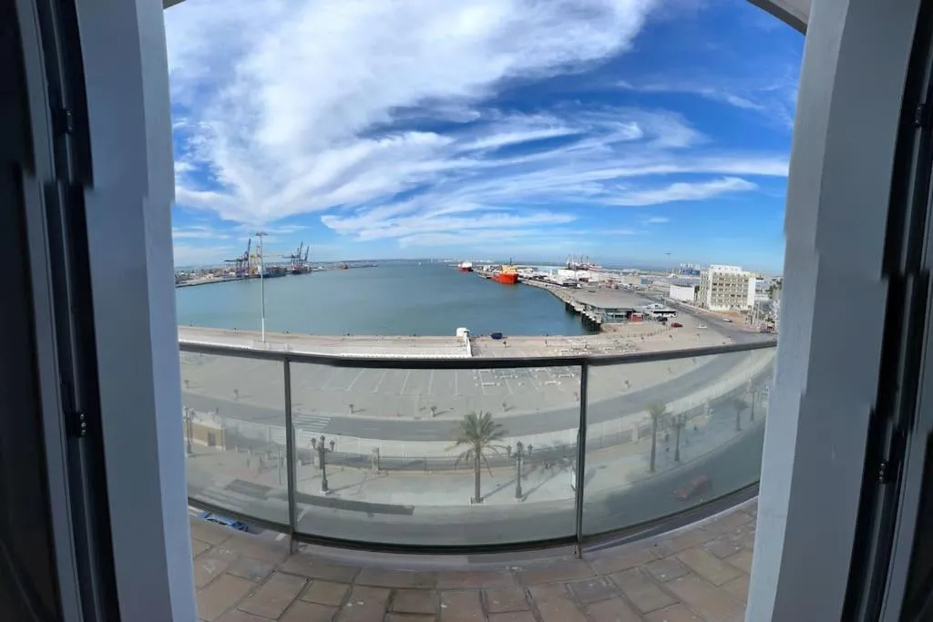 Balcony/Terrace in Apartamento Fenix - Recién renovado y vistas al mar