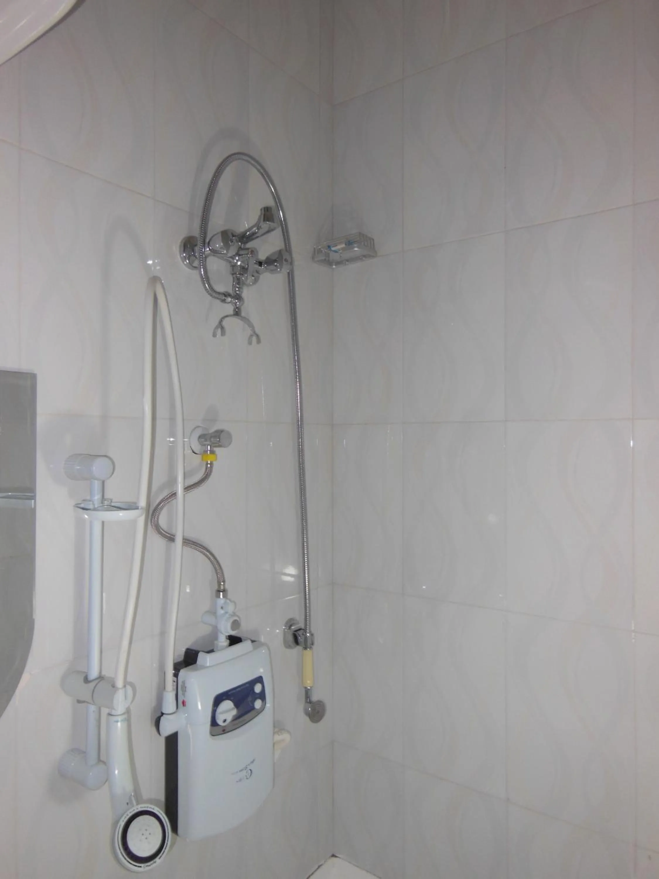 Shower in Psalms Motel