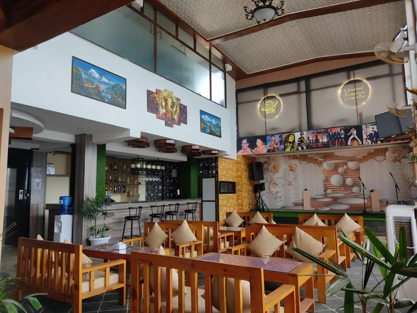 Restaurant/places to eat in Hotel de Universal