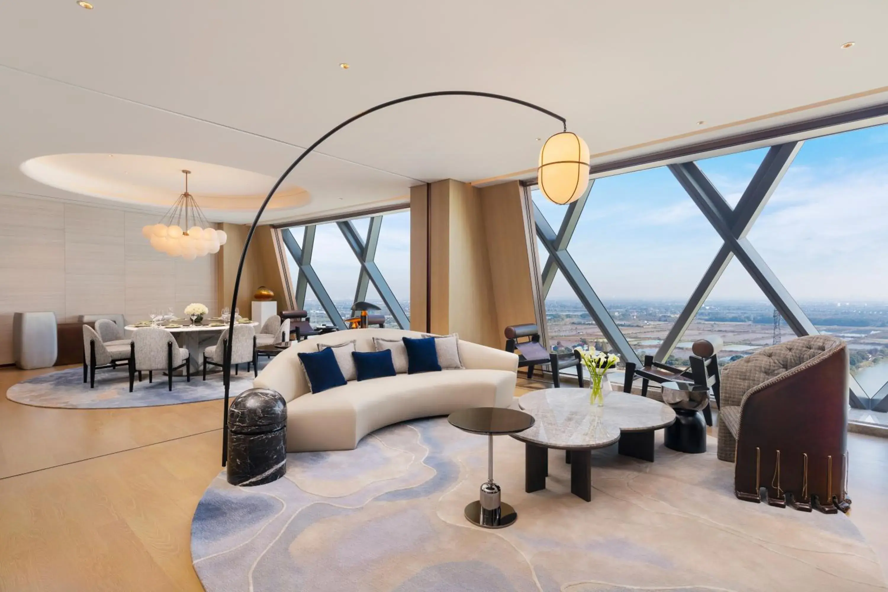 Ambassador King Suite - single occupancy in Hilton Huzhou Nanxun Ambassador King Suite - single occupancy in Hilton Huzhou Nanxun