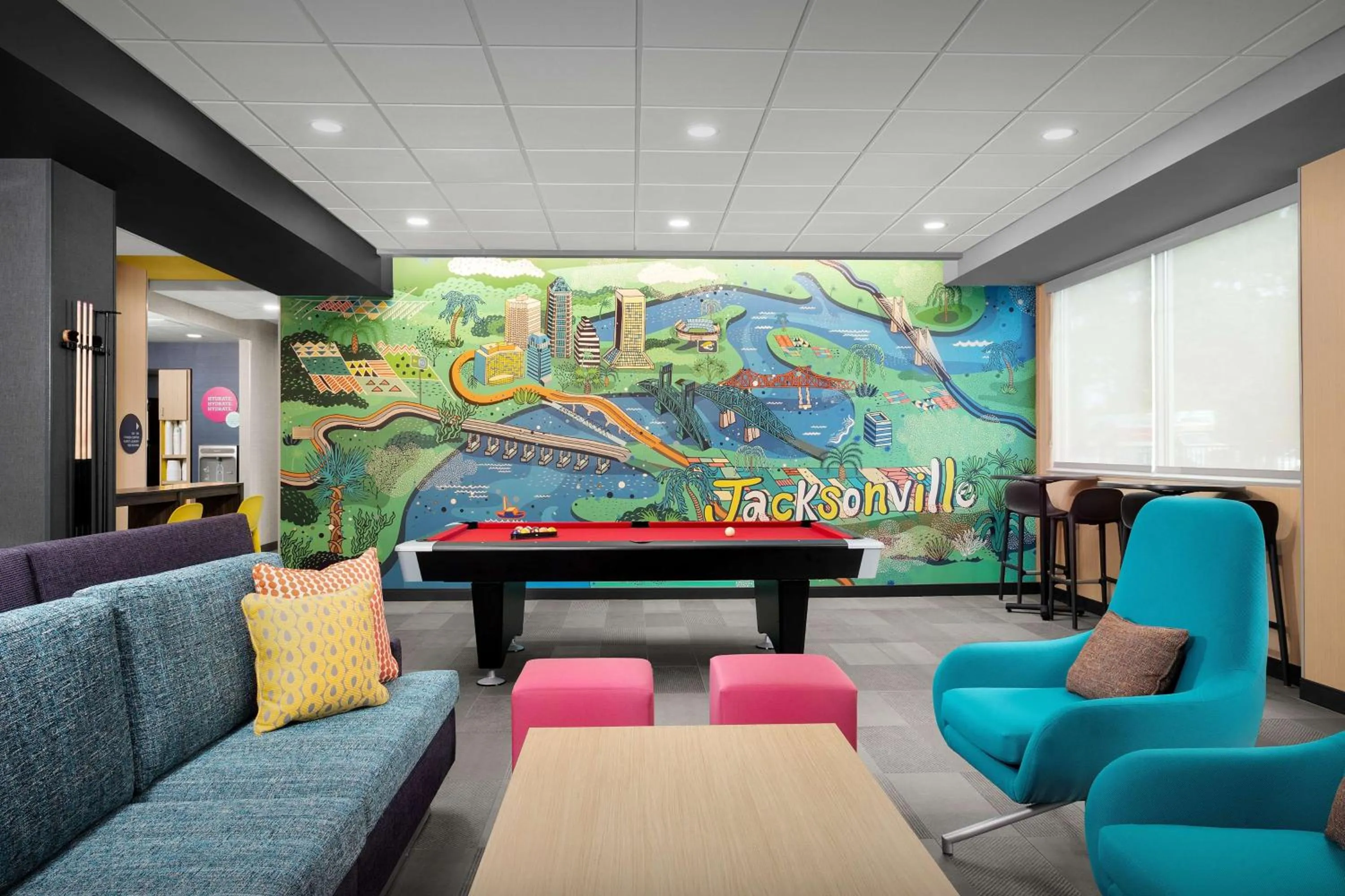 Lobby or reception in Tru by Hilton Jacksonville West I 295