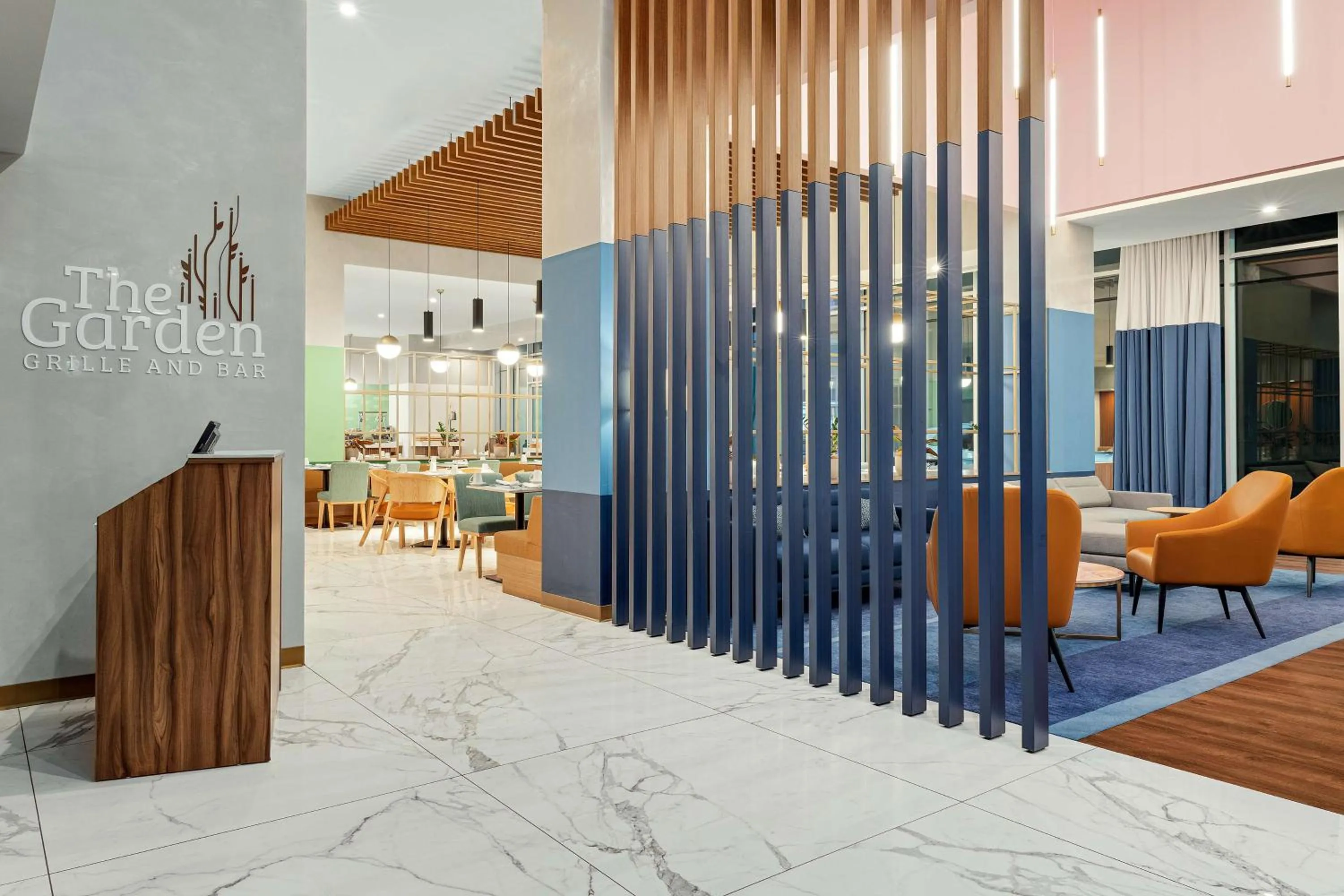 Restaurant/places to eat in Hilton Garden Inn San Jose Airport City Mall