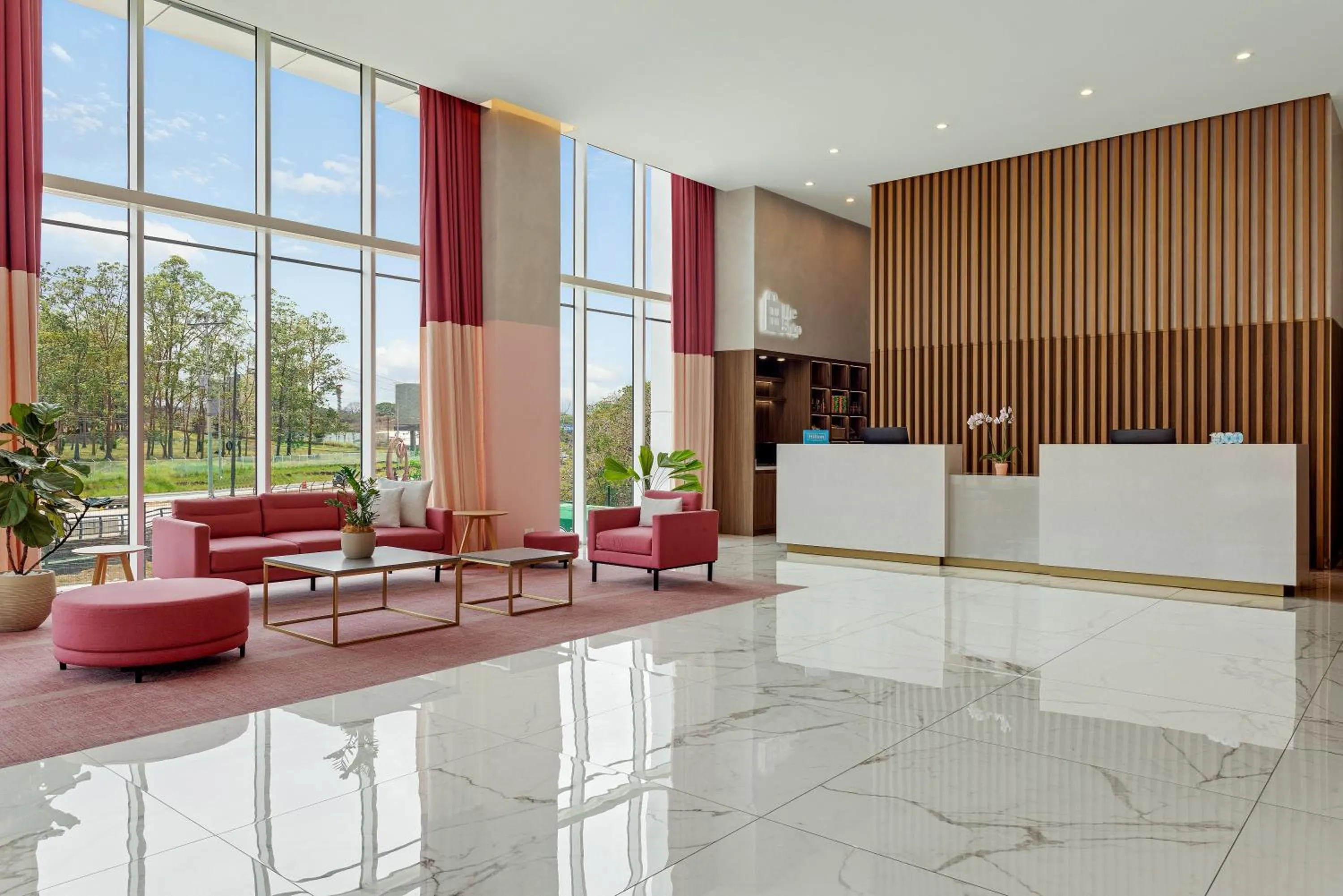 Lobby or reception in Hilton Garden Inn San Jose Airport City Mall