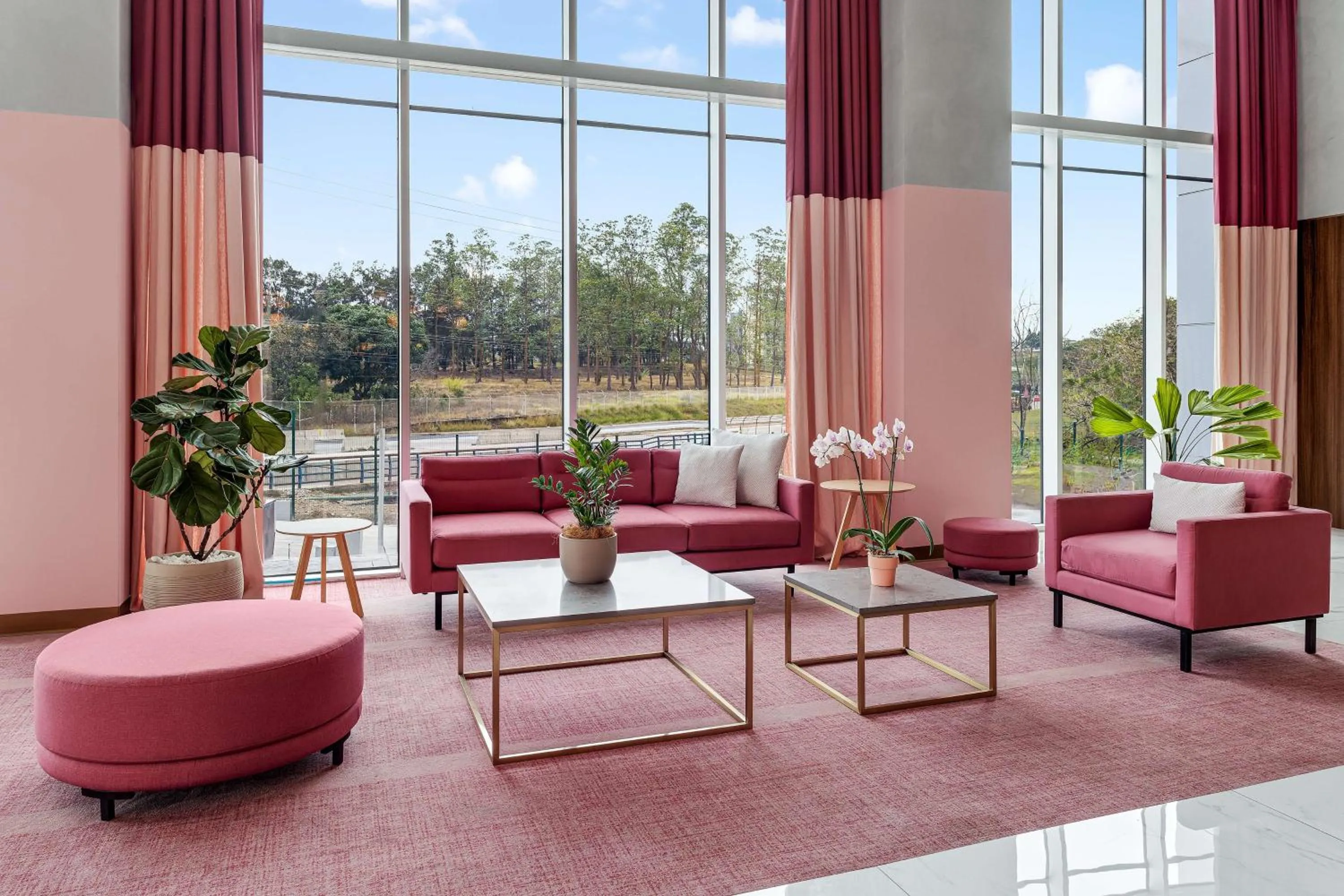 Lobby or reception in Hilton Garden Inn San Jose Airport City Mall