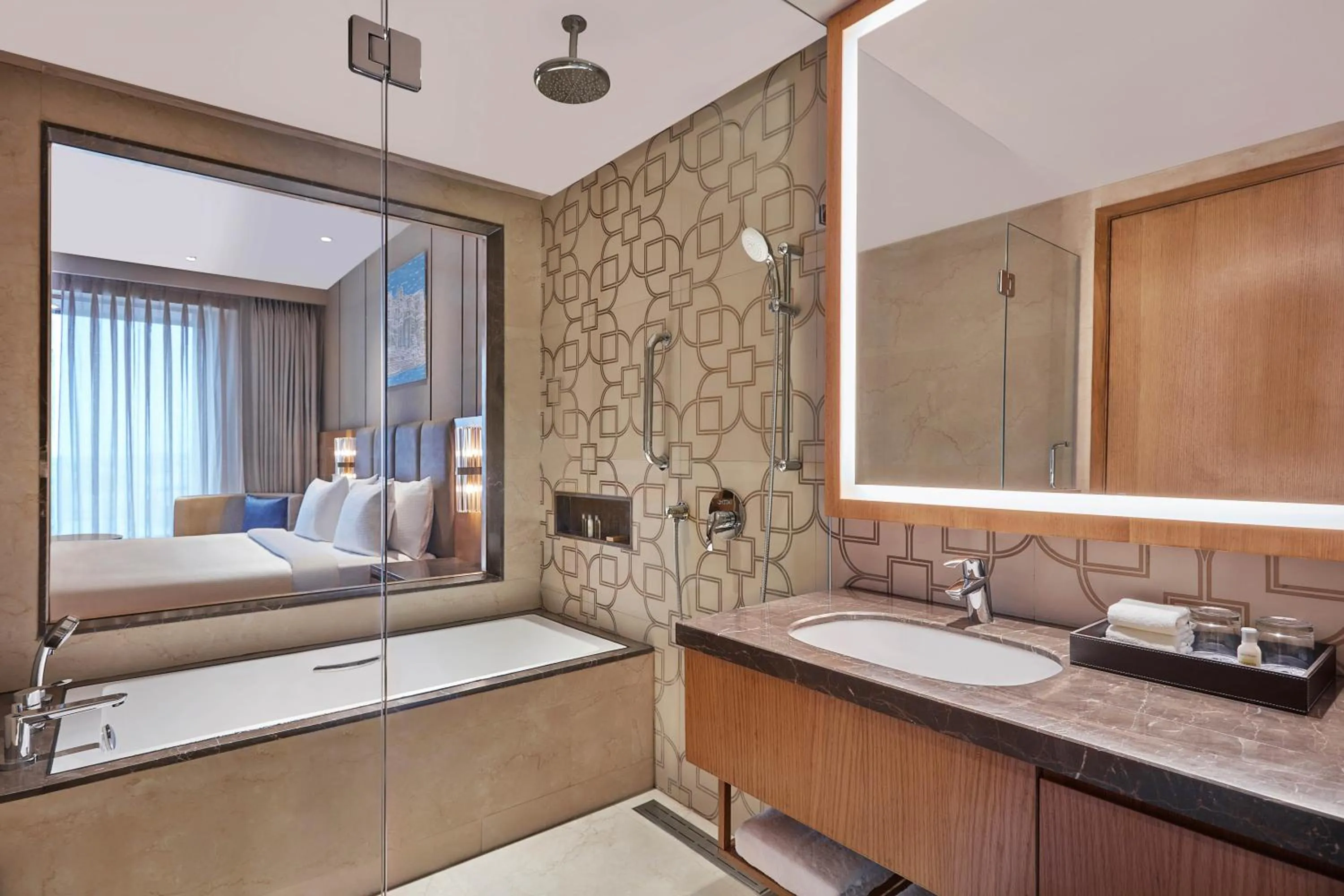 Bathroom, Bed in Doubletree By Hilton Varanasi