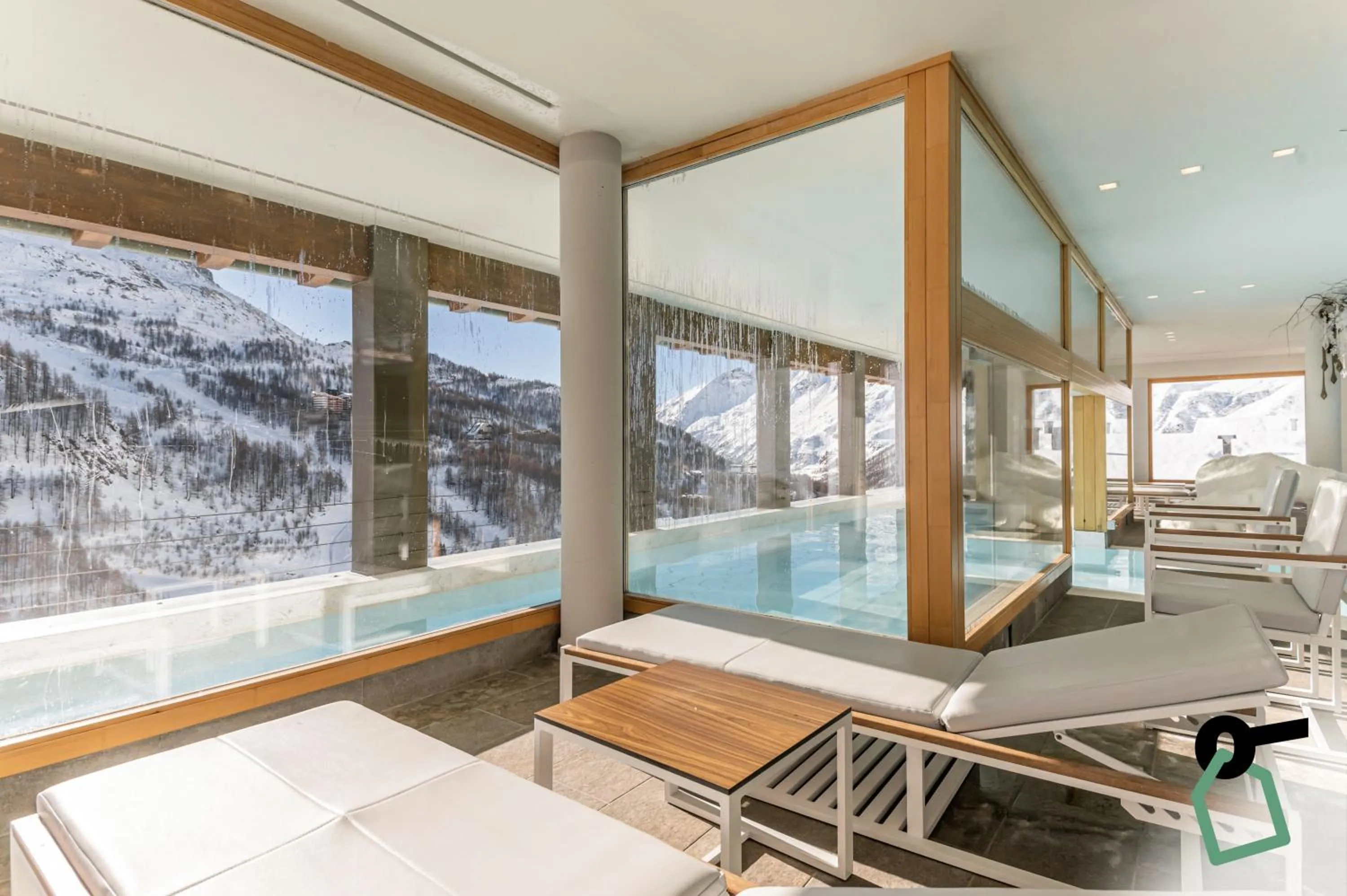 Mountain view in HOTIDAY Room Collection - Cervinia