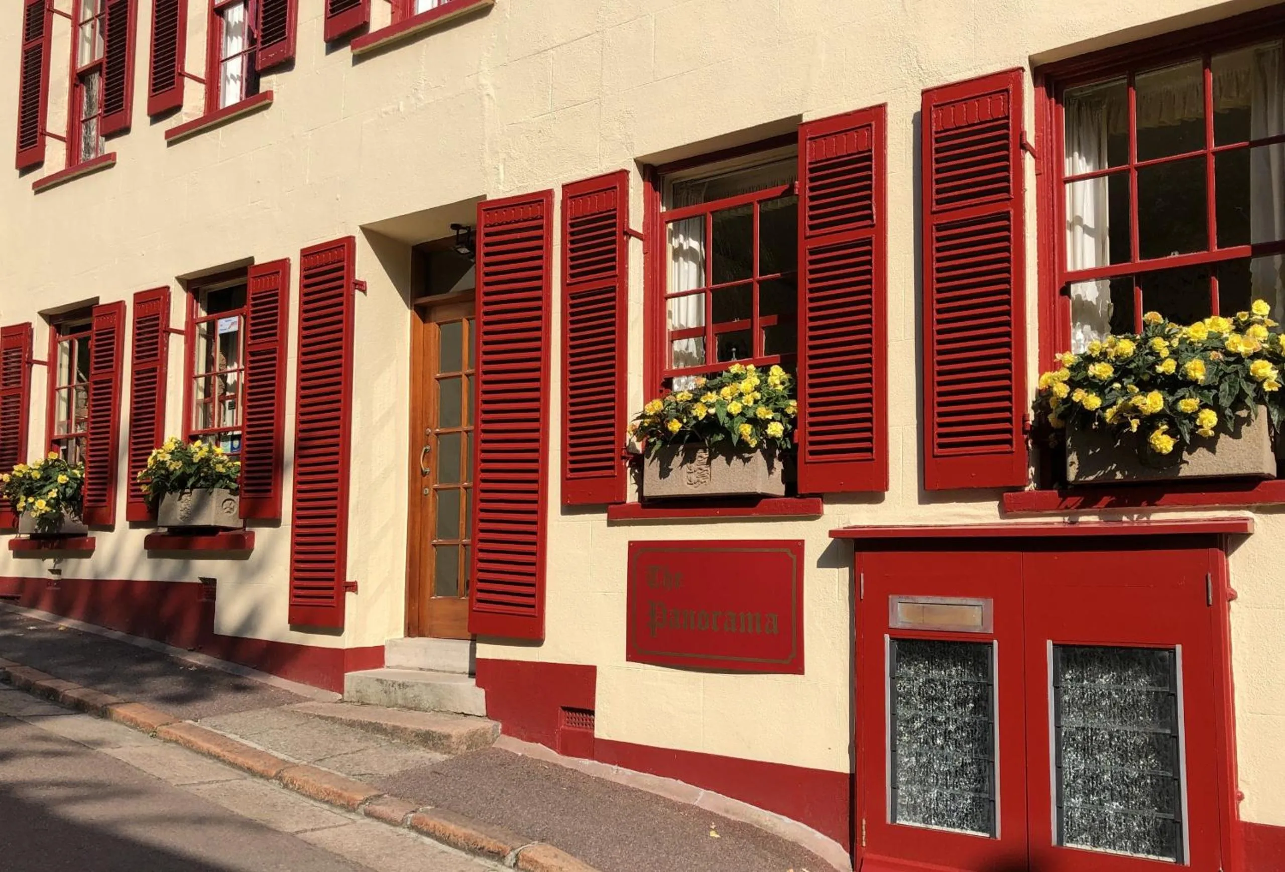 Facade/entrance in The Panorama