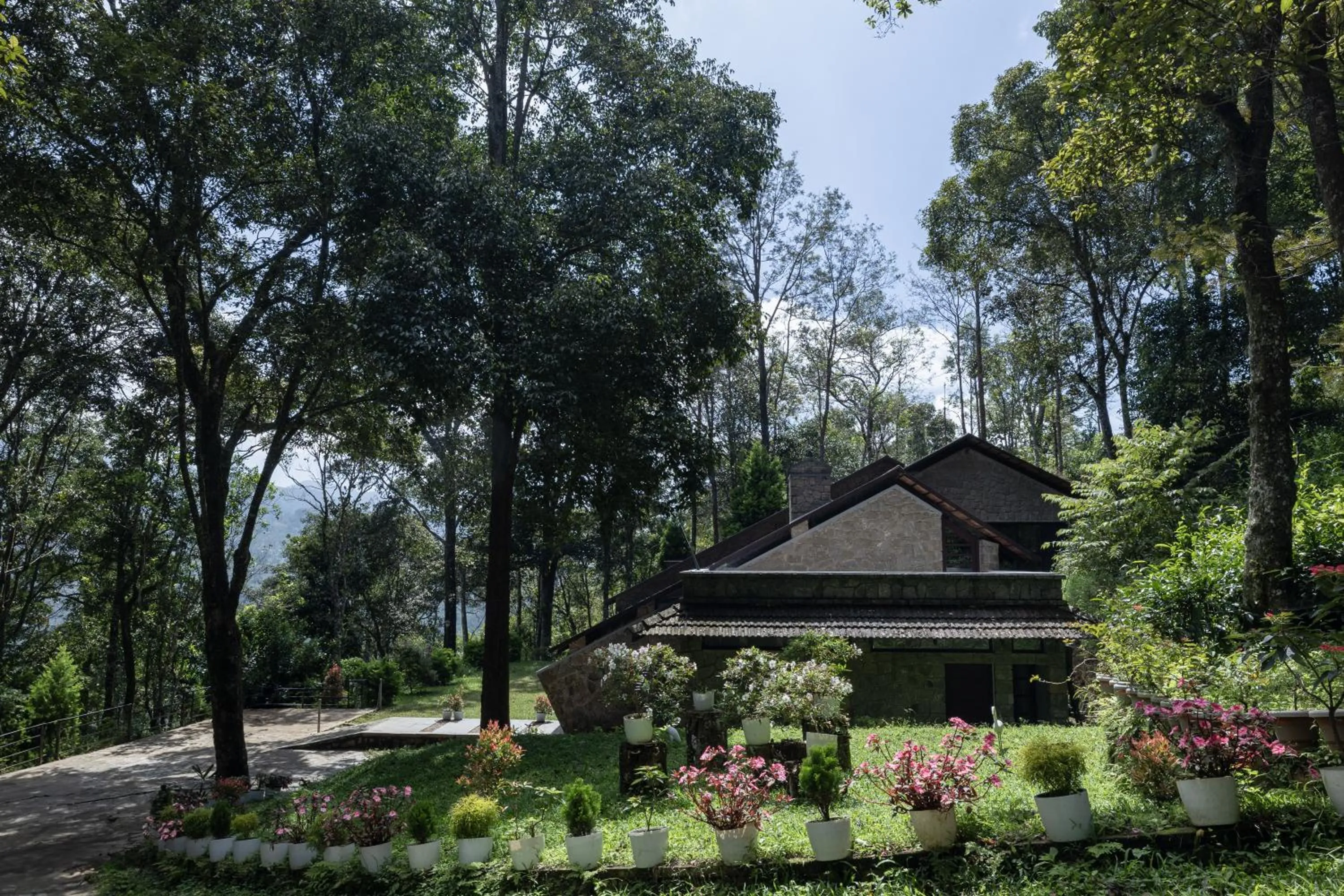 Property building in Avadale Munnar (Stag Groups Not Allowed)