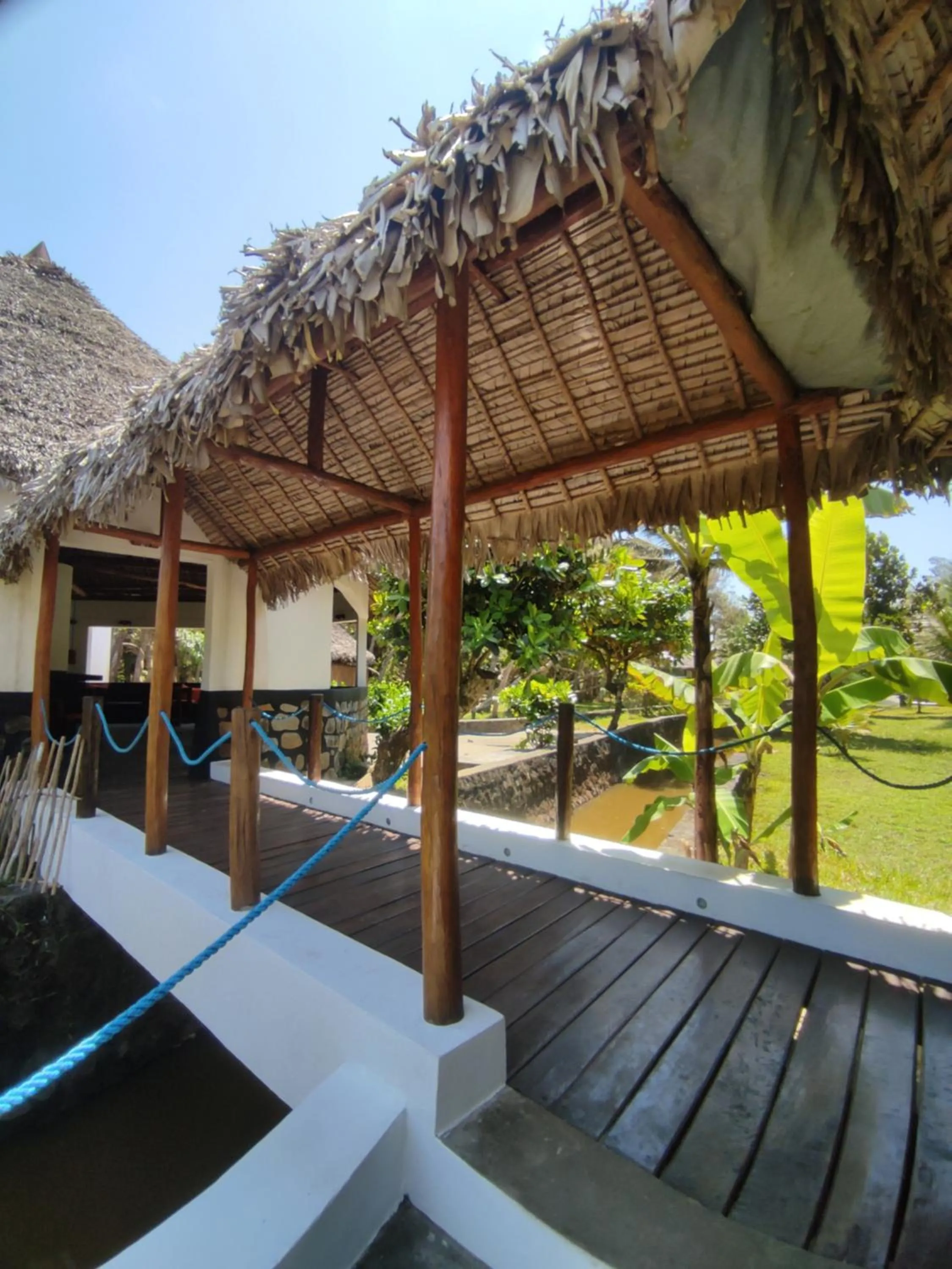 Restaurant/places to eat in Hotel Ecolodge Riake Resort & Villa