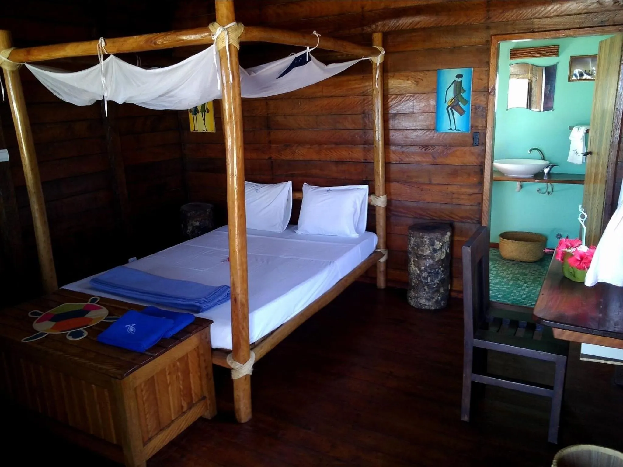 Photo of the whole room, Bed in Hotel Ecolodge Riake Resort & Villa