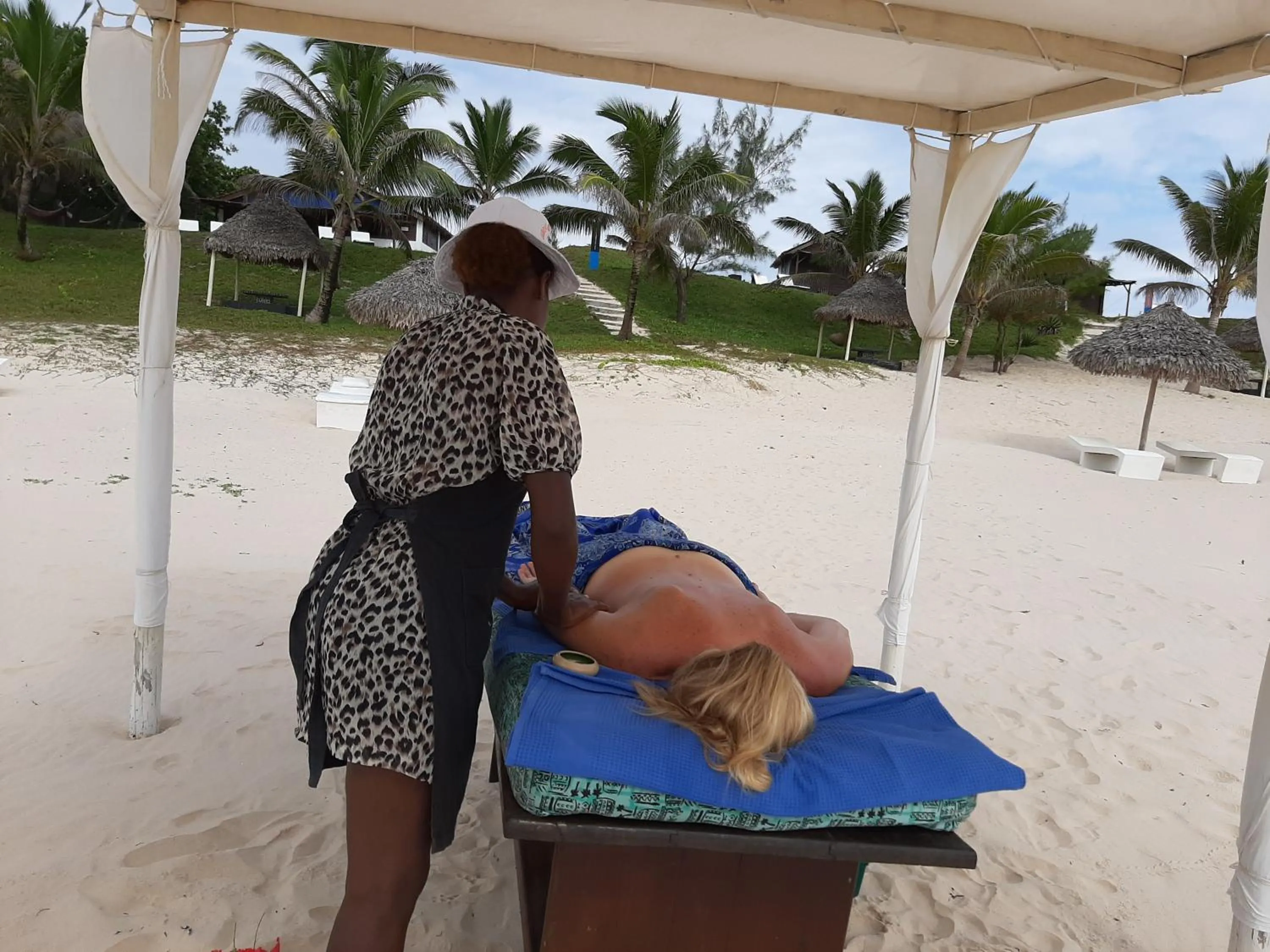 People in Hotel Ecolodge Riake Resort & Villa