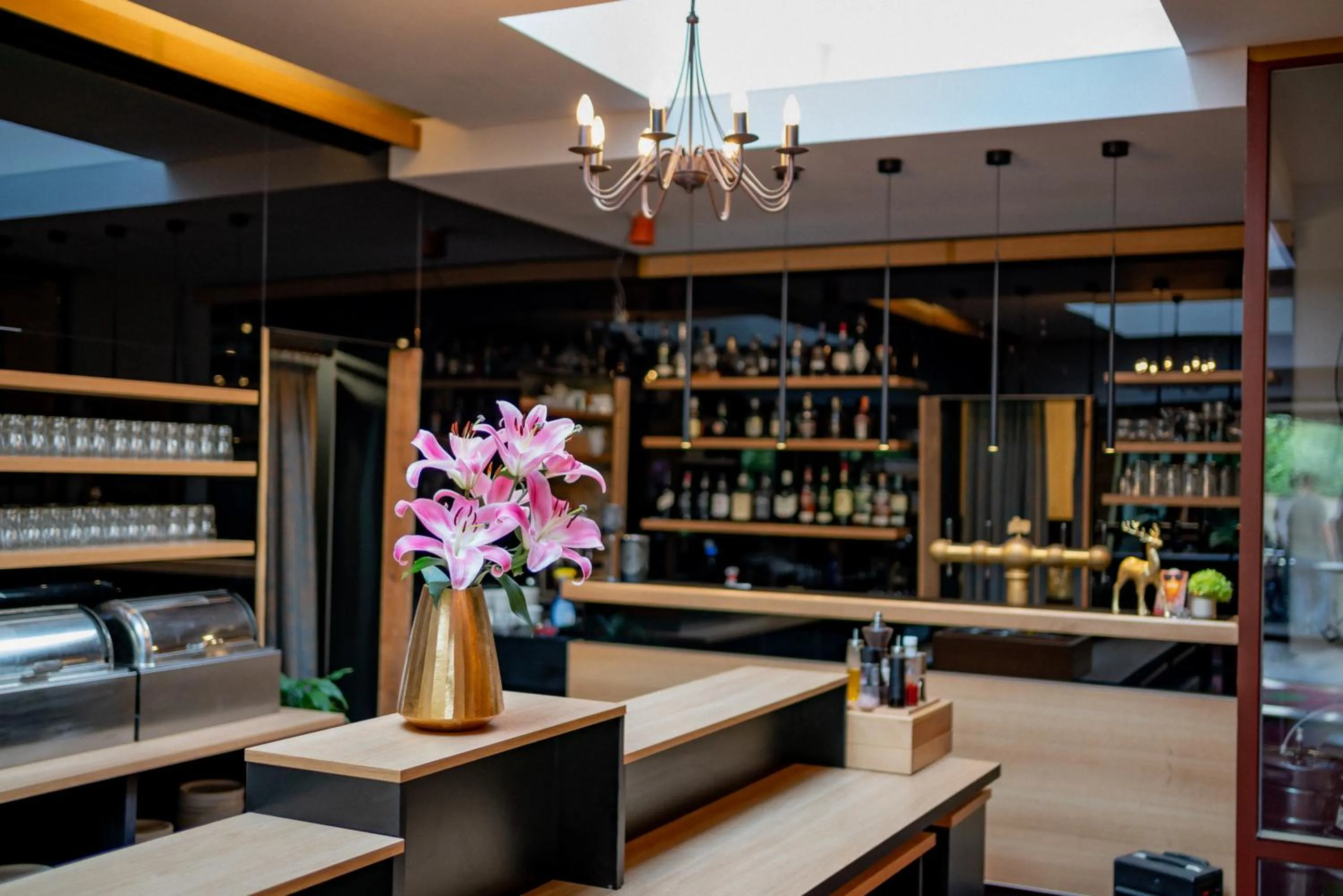 Restaurant/places to eat in Chateau Loucen Garden Retreat